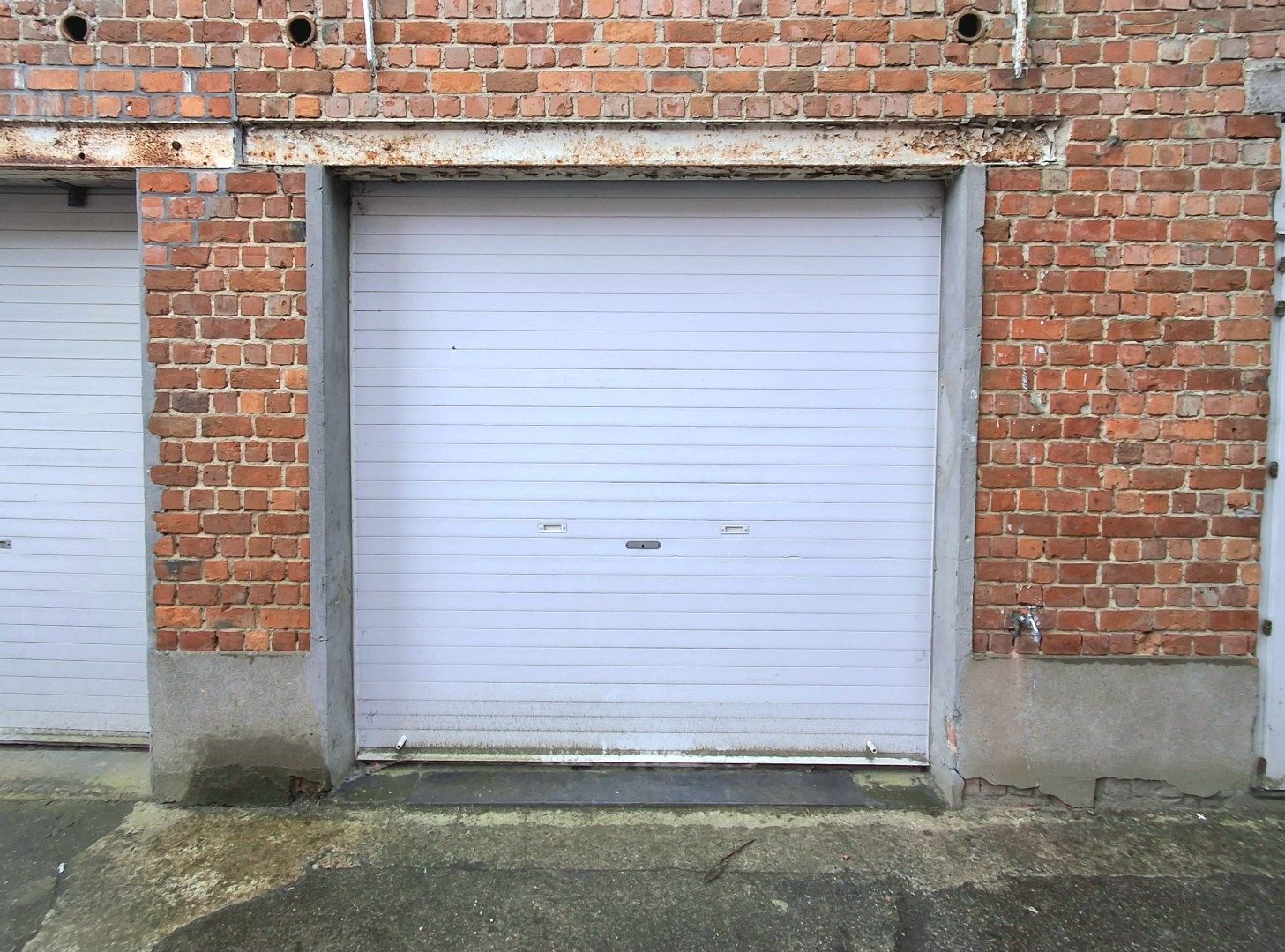 GARAGE IN HARTJE AARSELE foto {{pictureIndex}}