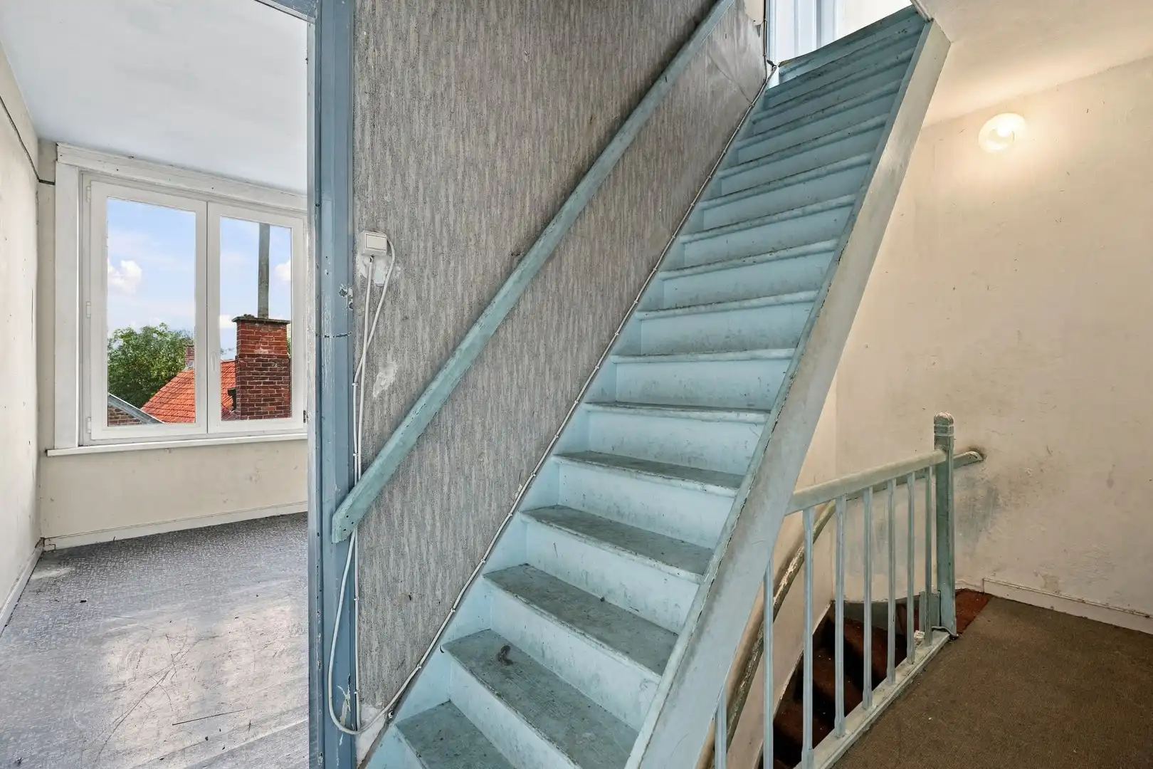 Te renoveren half open bebouwing met uitweg achteraan foto 7