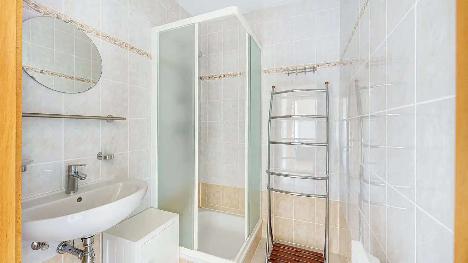 Zongericht ruim 2-slaapkamer appartement met prachtige open zichten foto 15