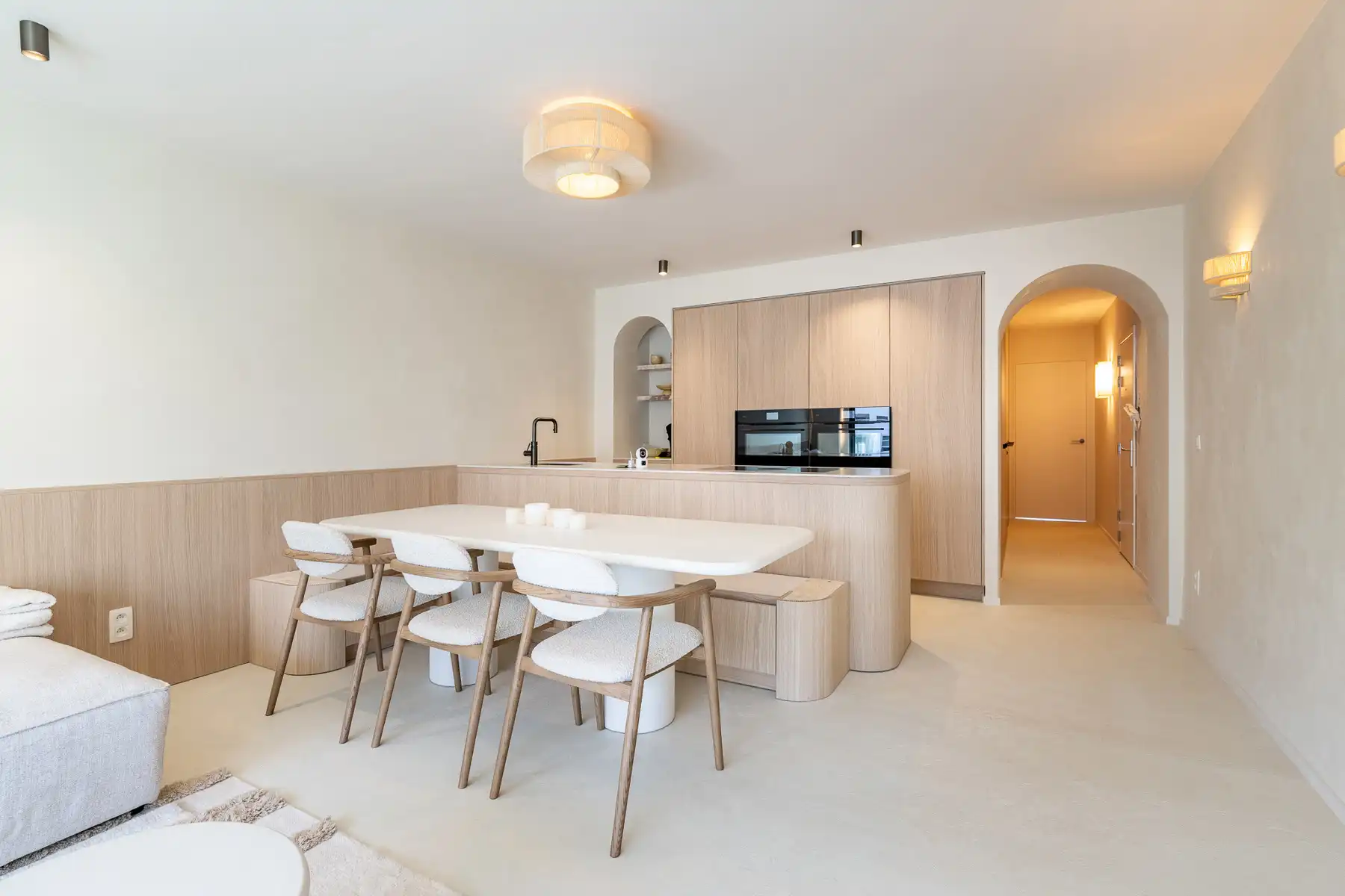 Volledig gerenoveerd appartement op centrale ligging foto 6