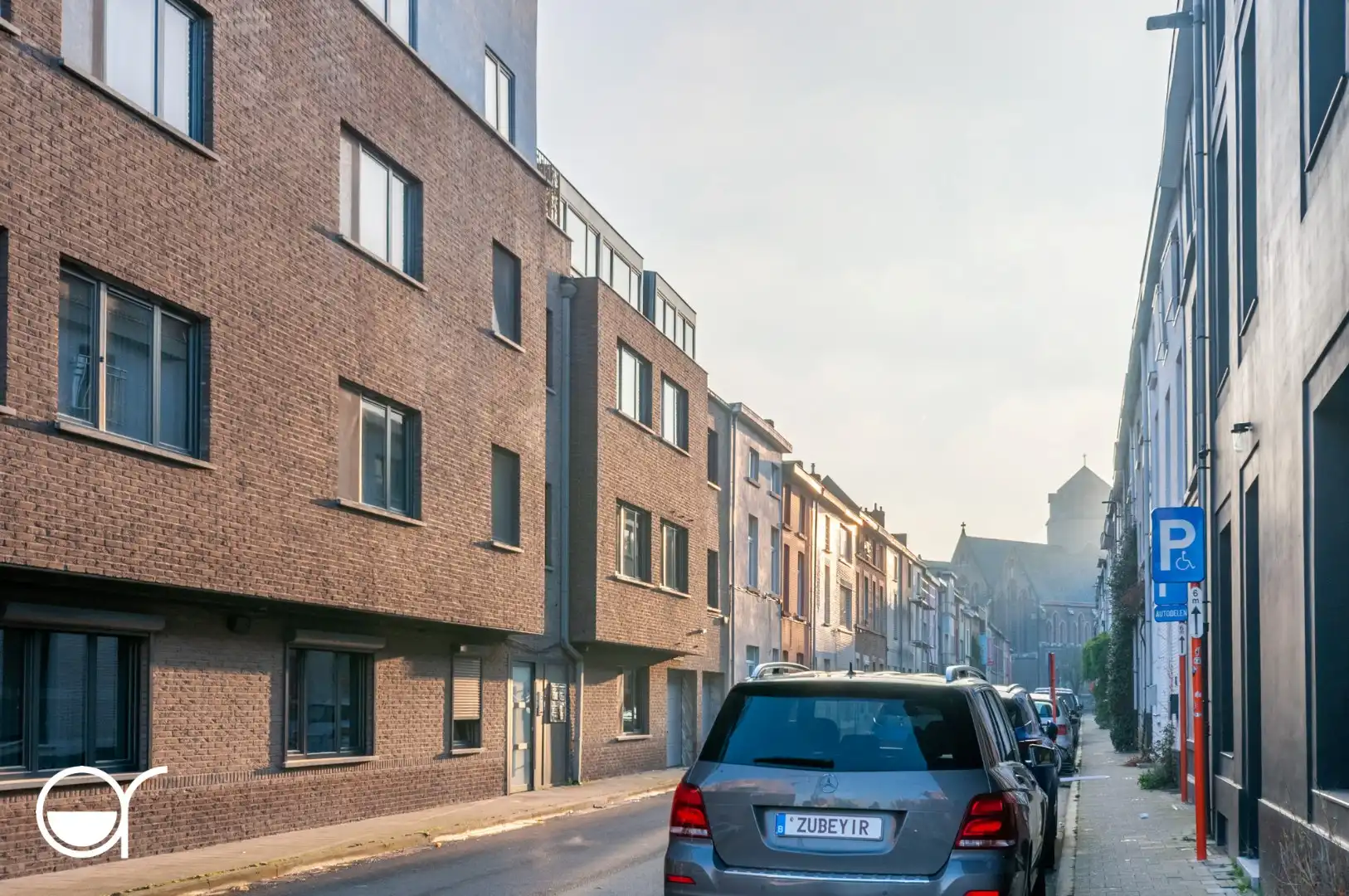 Centraal gelegen 2- slaapkamerappartement aan het nieuw gerechtshof foto 2