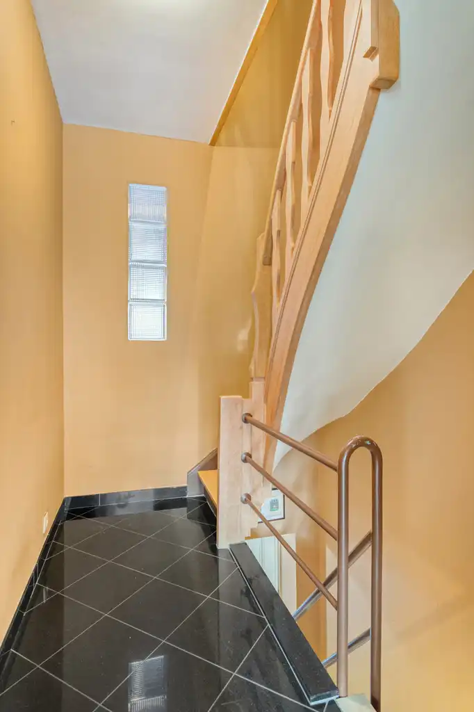 Instapklare bel-etagewoning gelegen op toplocatie foto 3