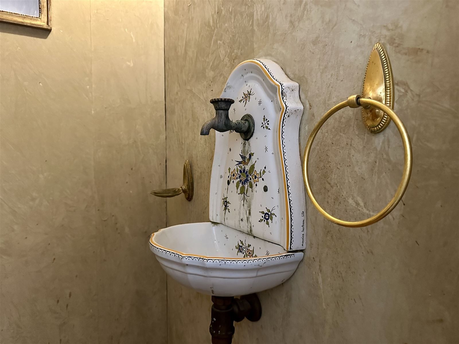 karaktervolle woning met handelsruimte in hartje Zottegem! foto 5