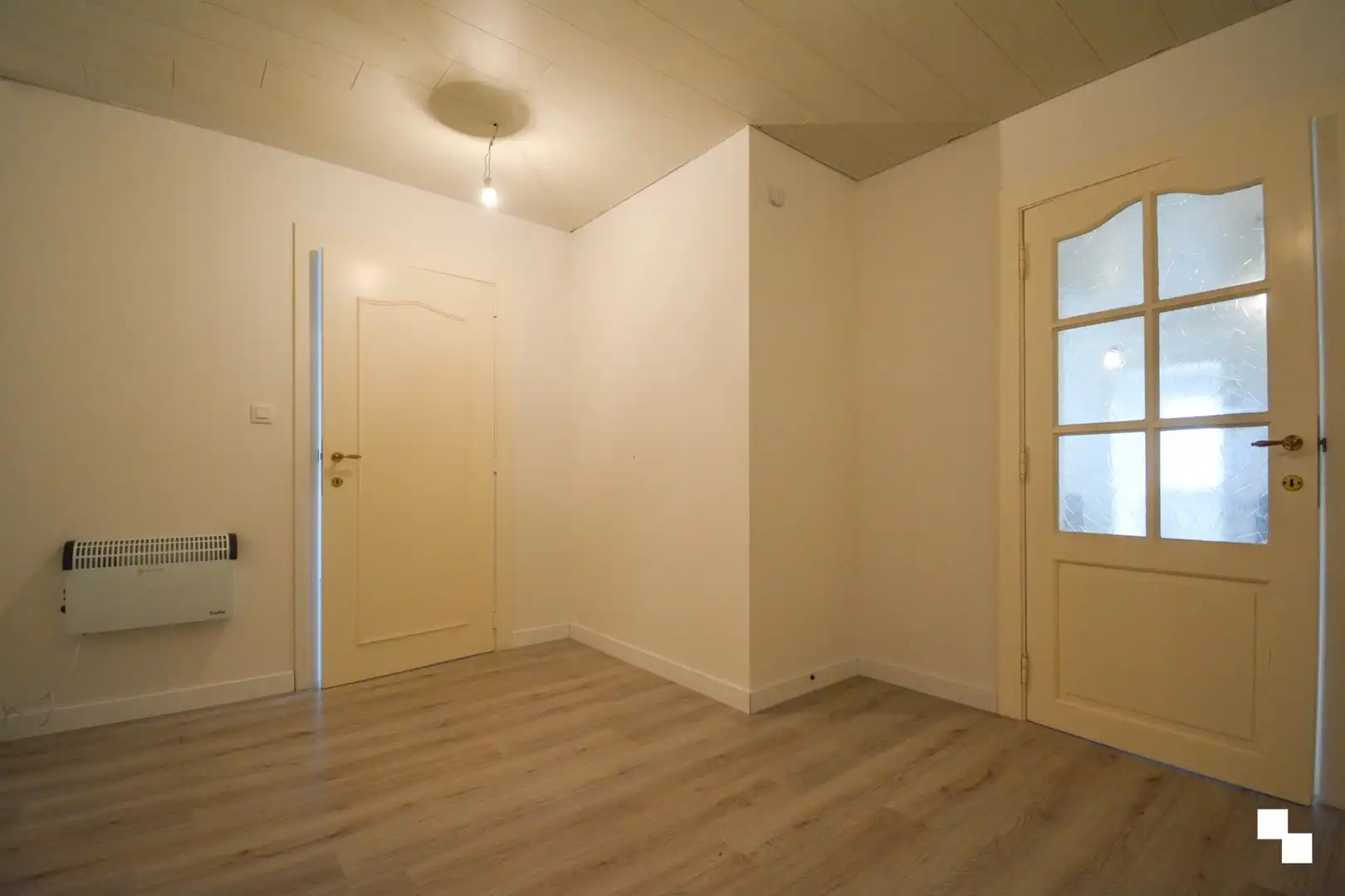 Instapklare kleine woning met terras. foto 13