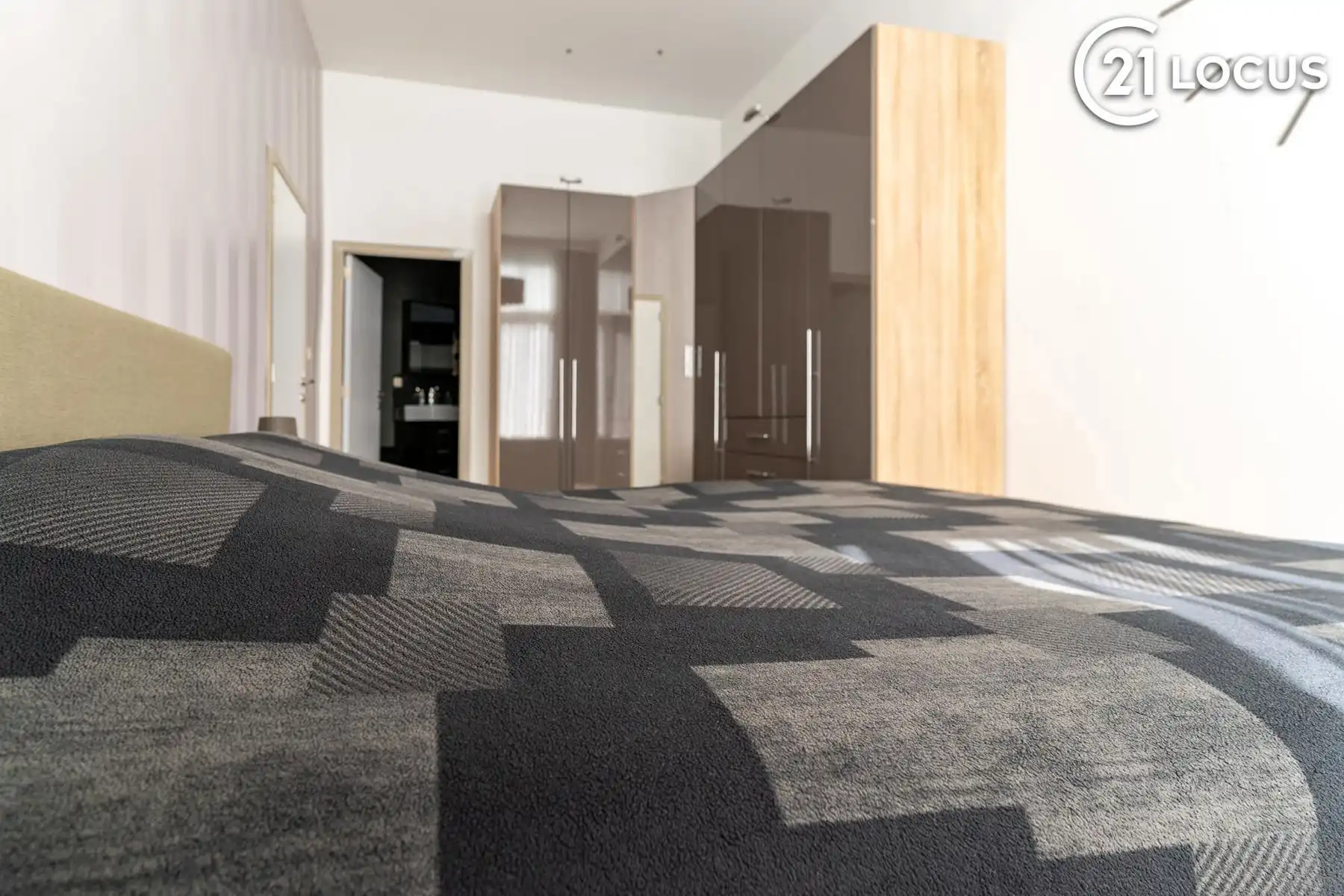 Karaktervolle herenwoning in geliefd Zurenborg foto 5