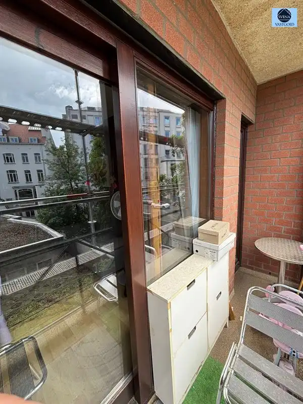 GOED GELEGEN 1-SLAAPKAMER APPARTEMENT NABIJ OPENBAAR VERVOER foto 8