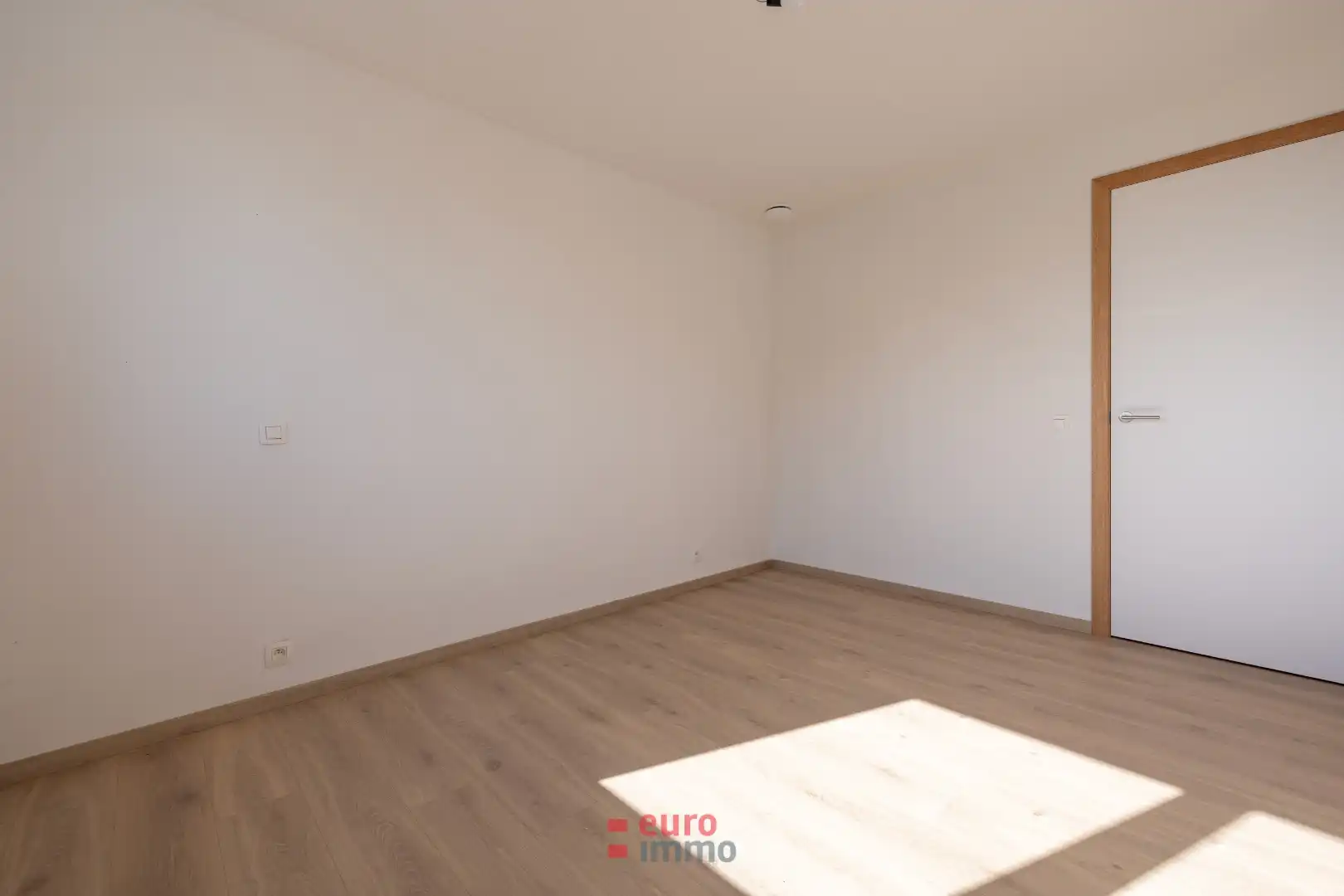 Wonen in een zee van ruimte aan de groene rand van het historische stadscentrum van Nieuwpoort! foto 12