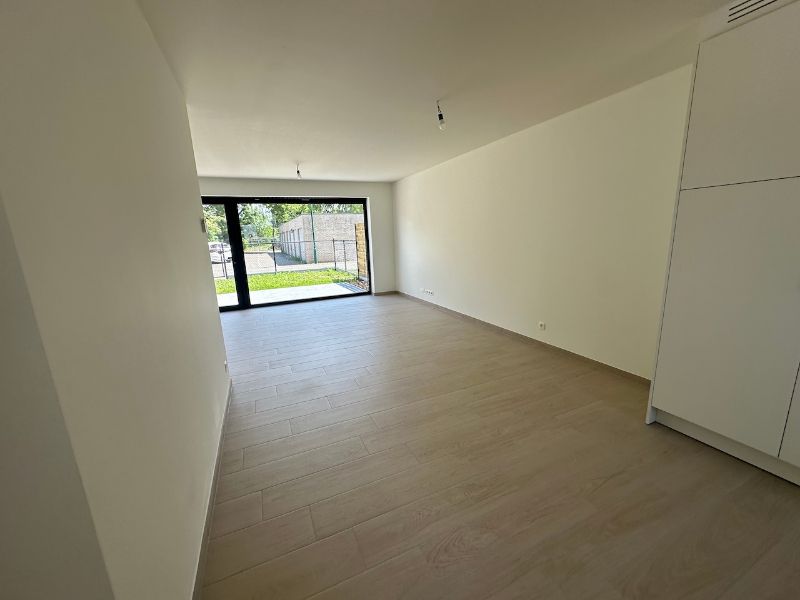 Stijlvolle nieuwbouwwoning in het centrum van Kaprijke foto 3
