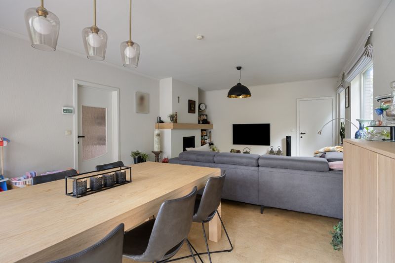 Unieke woning op toplocatie in Wondelgem! foto 5