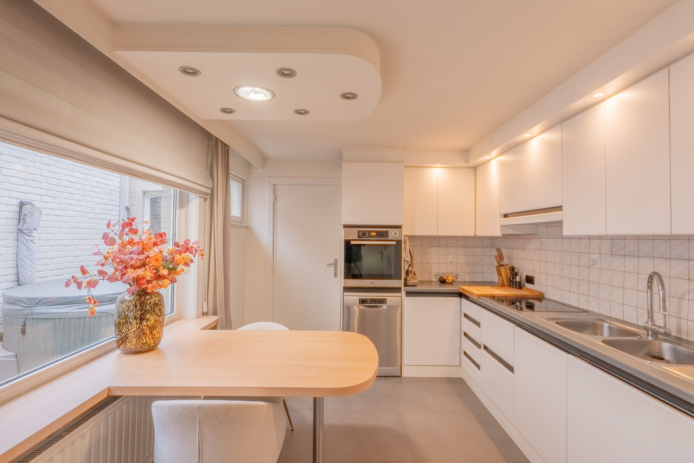 Volledig instapklaar huis met garage te Knokke foto 10