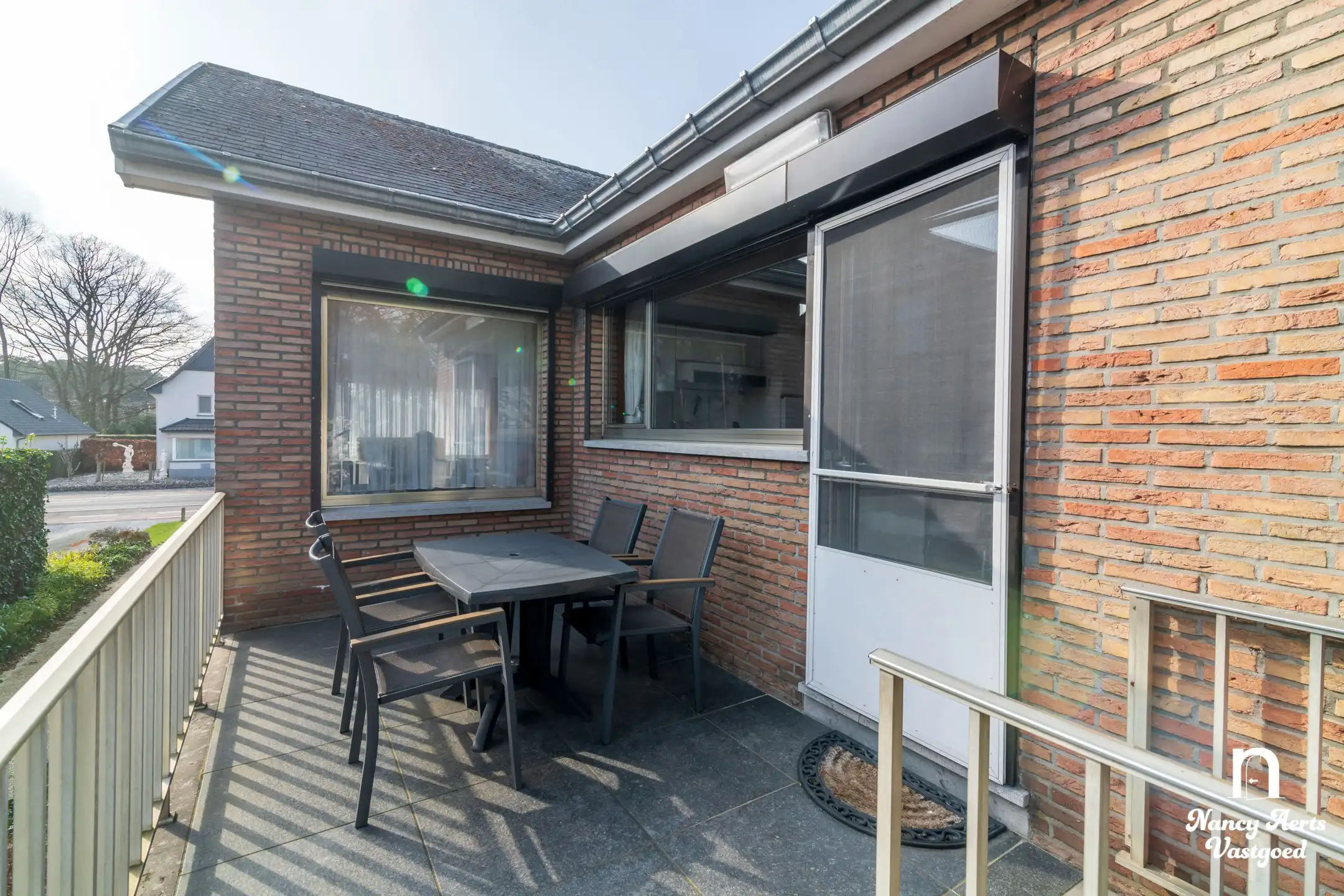 Goed onderhouden gezinswoning met grote tuin foto 31