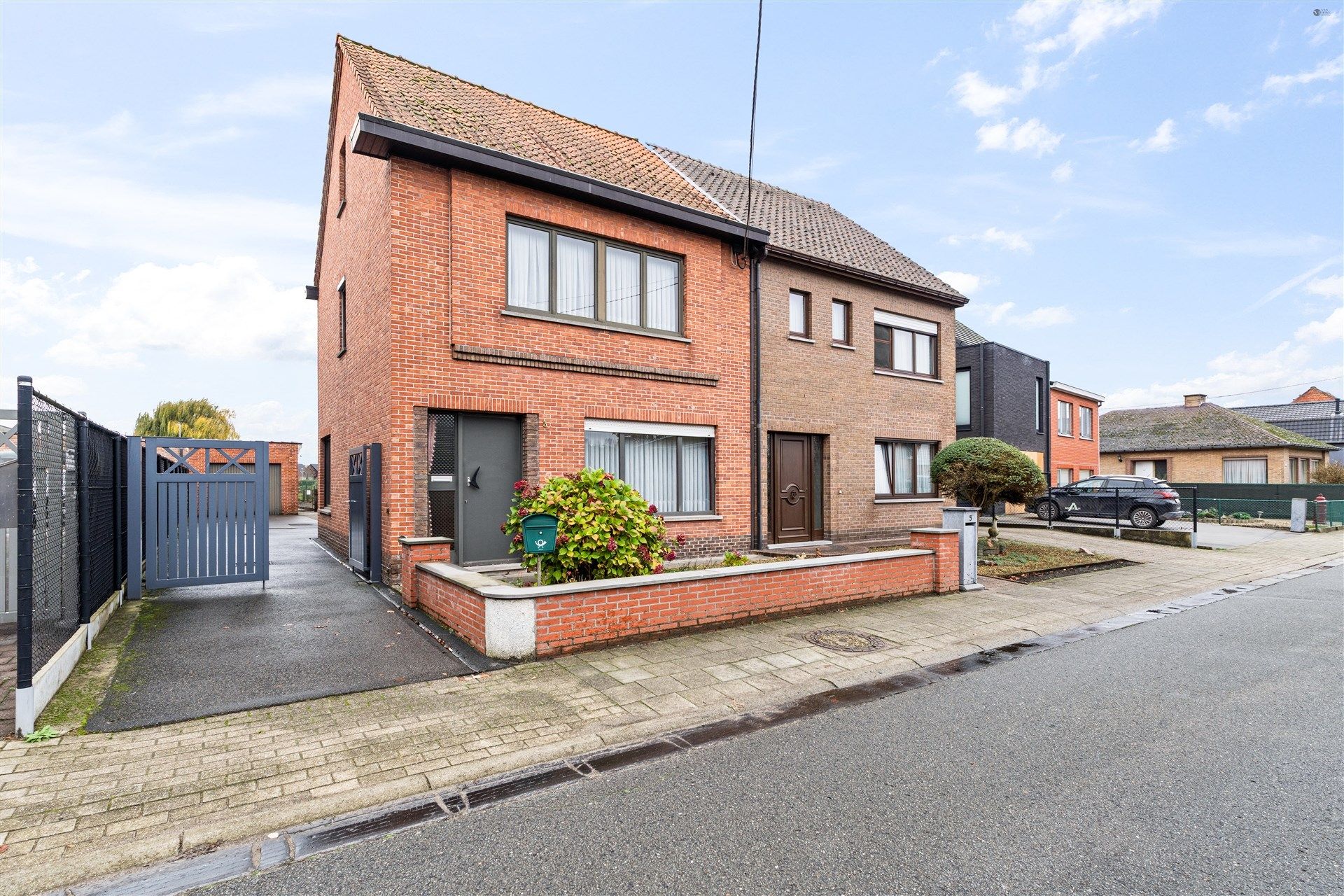 Ruim te renoveren halfopen bebouwing foto 25