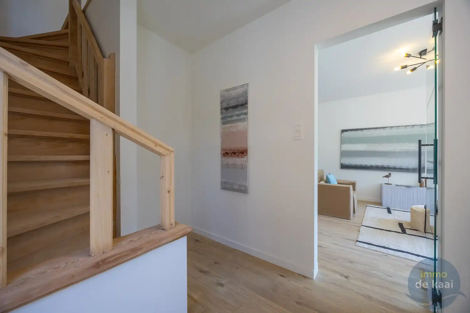 Instapklare woning met 3 kamers en garage. foto 9