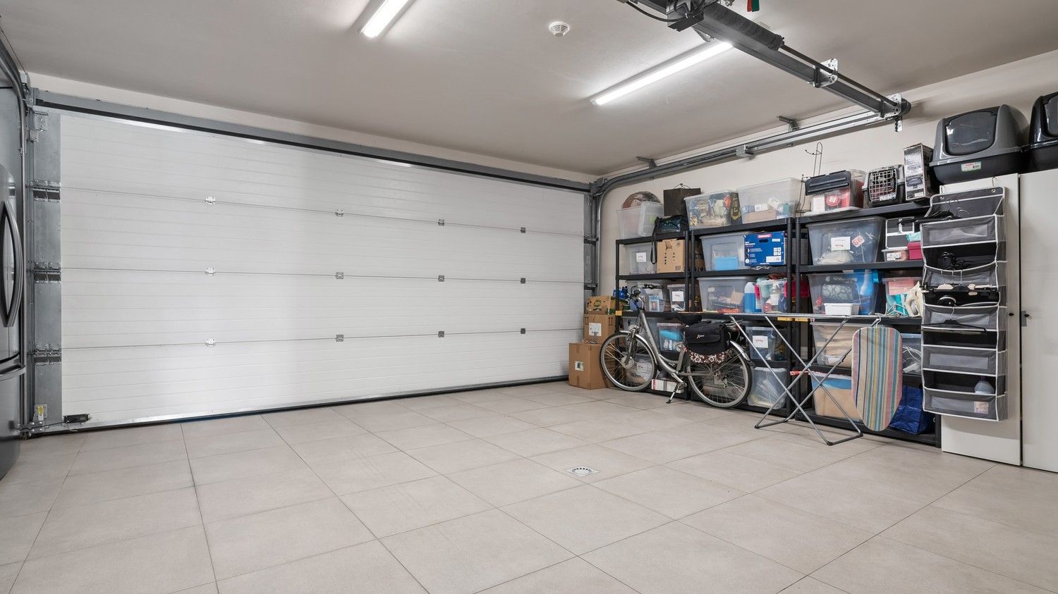 Moderne, instapklare woning met luxe afwerking en zwembad in Sint-Truiden foto 22