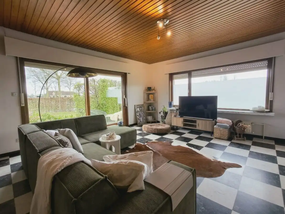 ALLEENSTAANDE GELIJKVLOERSE WONING MET 3 SLAAPKAMERS TE MEIGEM foto 3