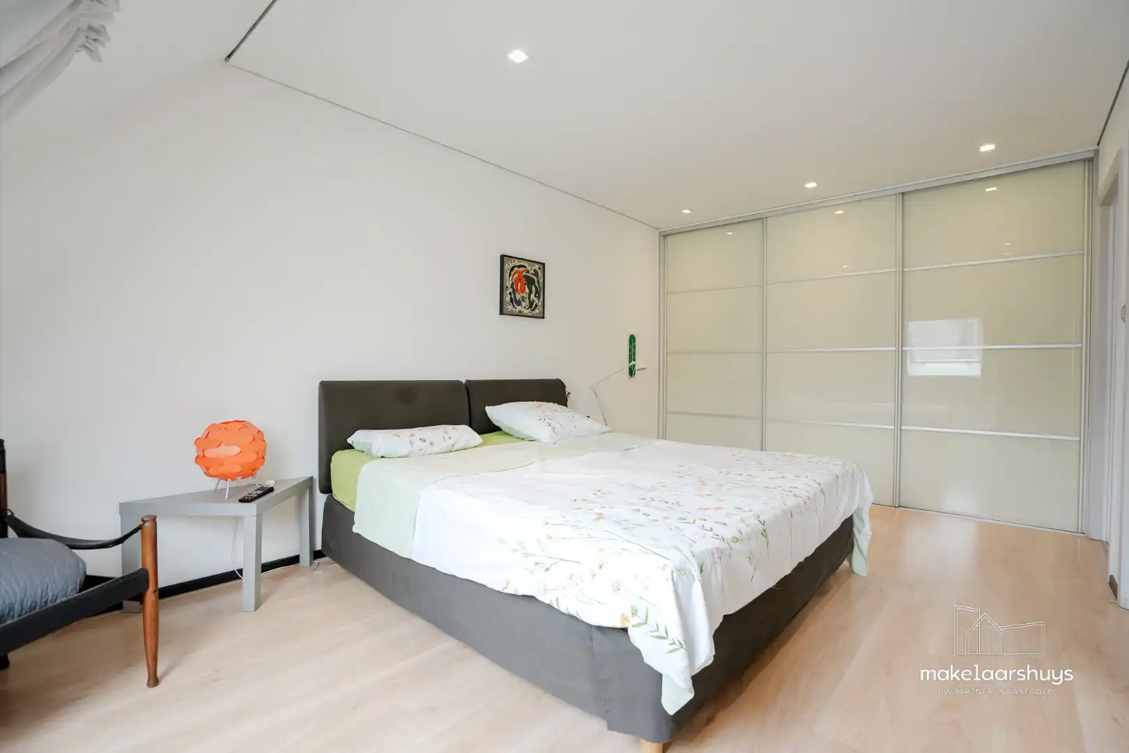 Goed onderhouden bel-etage met lift (regio Planet Group Arena) foto 9