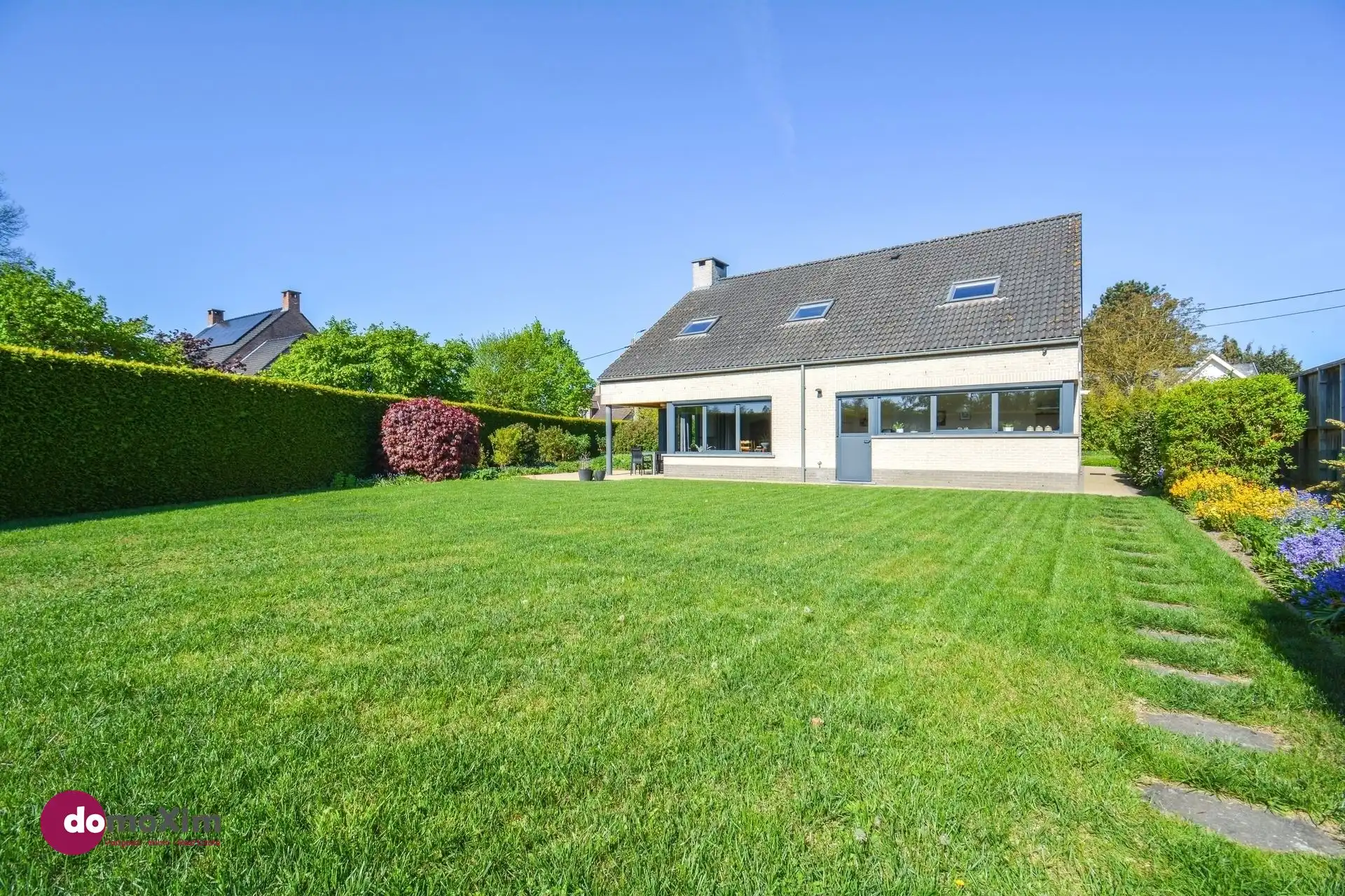 Mooie instapklare woning met 4 slaapkamers in Hever foto 31