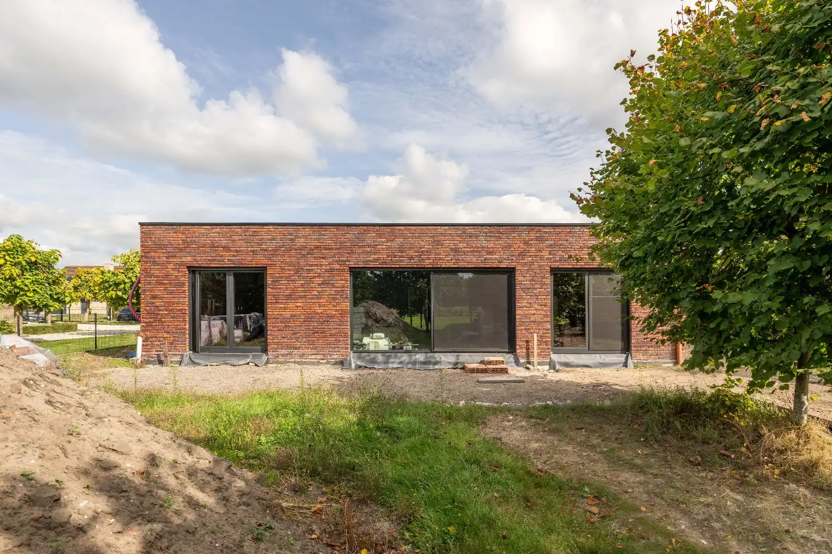 CASCO WONING MET 4 SLAAPKAMERS OP 1.544 m² IN KRUISEM foto 2