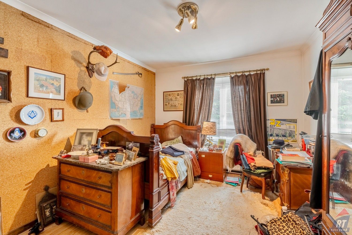 Ruime halfopen woning met potentieel, gunstig gelegen nabij centrum Sint-Truiden foto 12