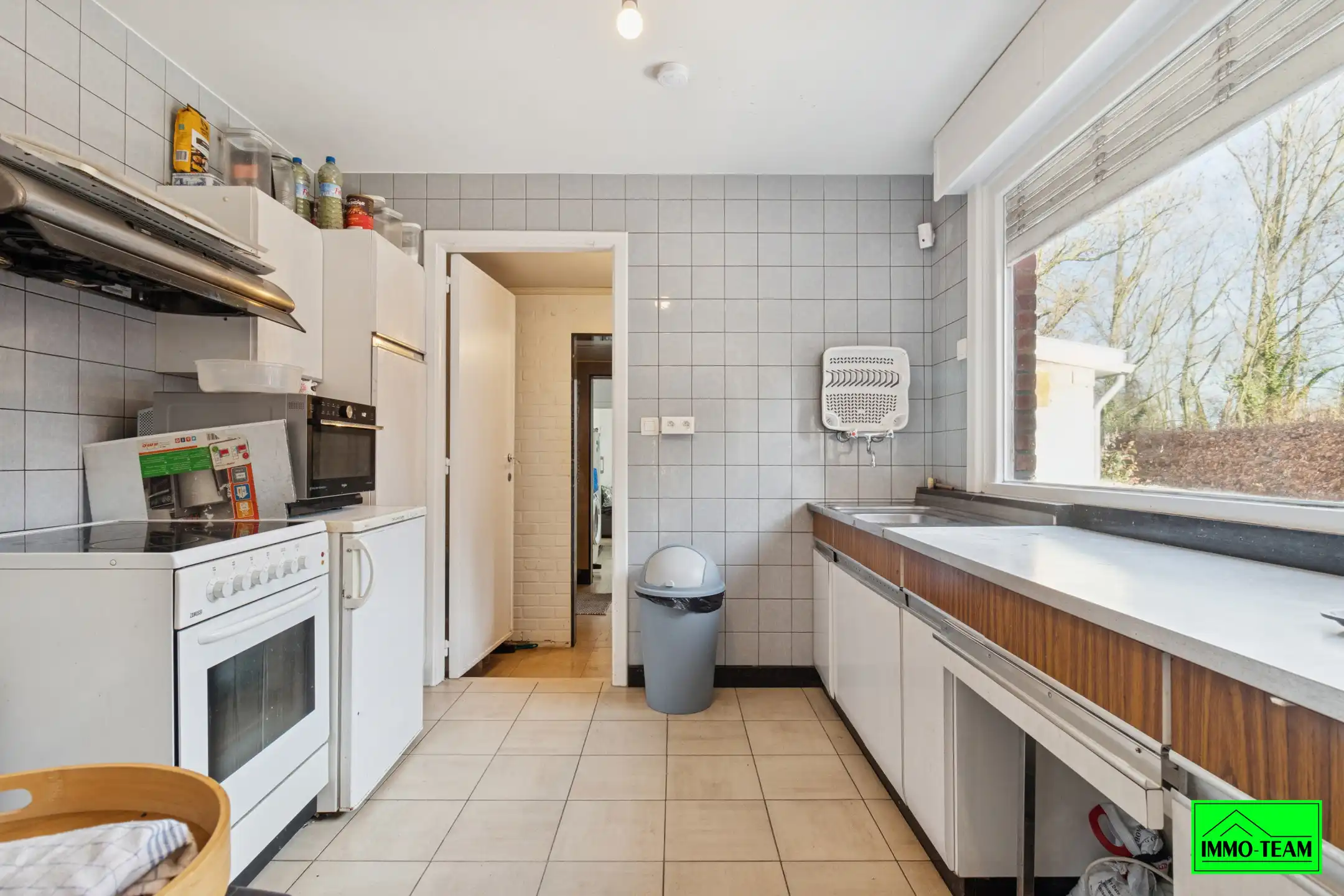 Ruime 3-gevelwoning met 4 slaapkamers en tuin foto 9