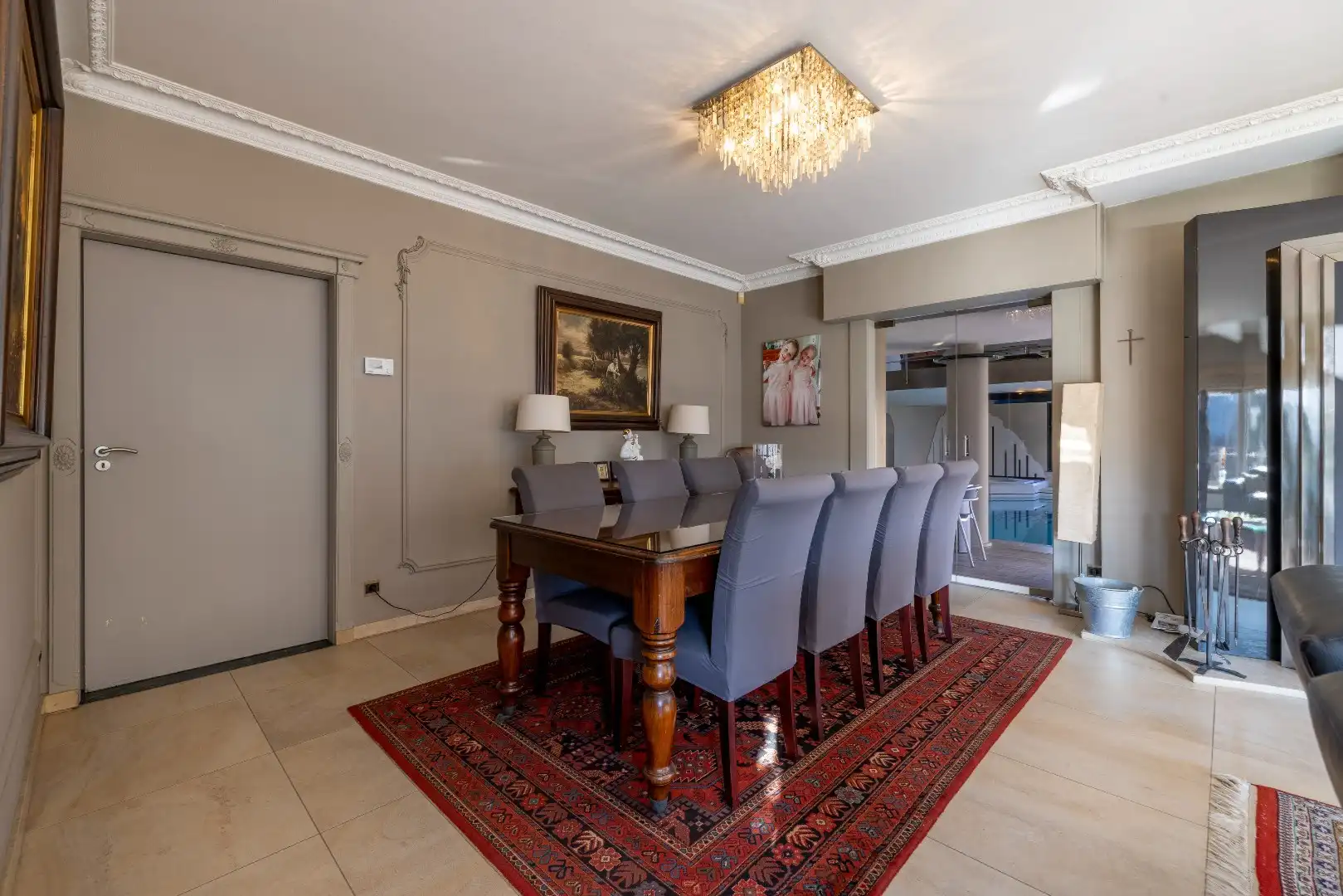 Prachtige villa met binnenzwembad op een toplocatie  foto 6