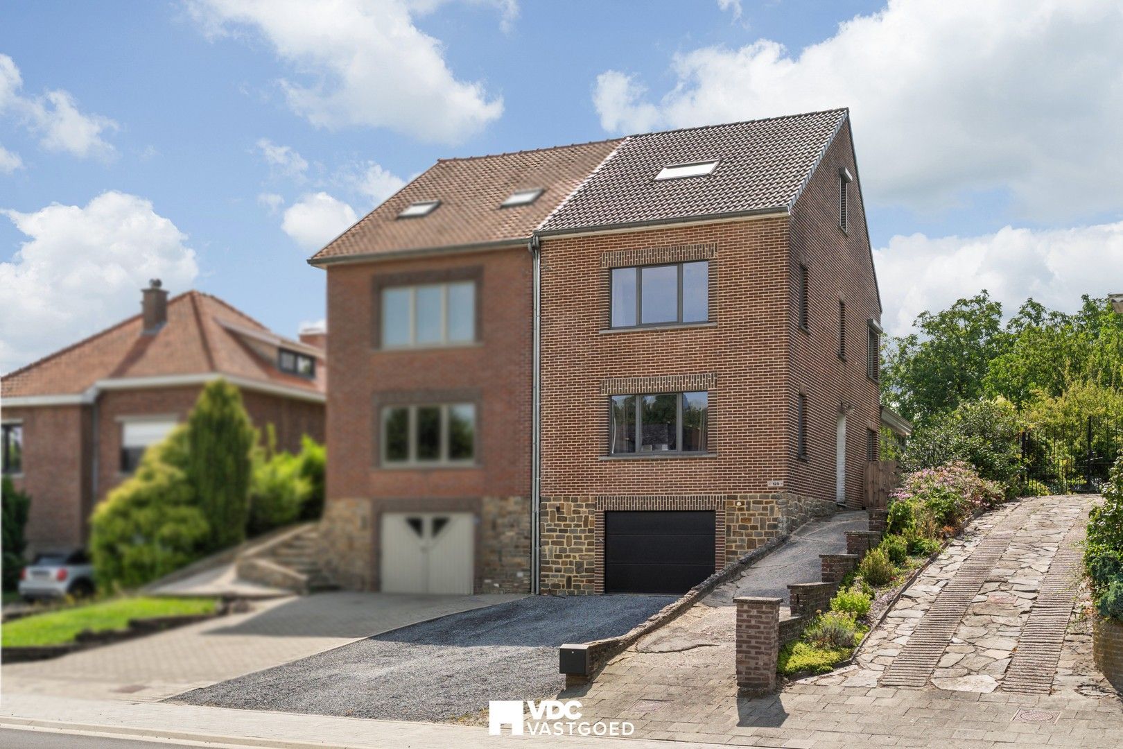 Energiezuinige woning met 5 slaapkamers, 20 zonnepanelen, garage en zuidgerichte tuin aan natuurreservaat Kevie foto 20