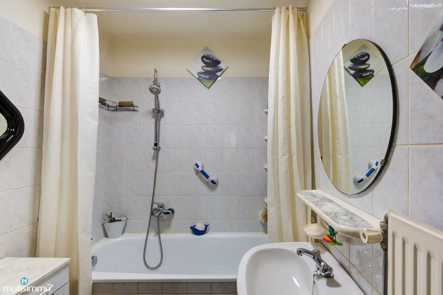GOED ONDERHOUDEN APPARTEMENT MET GARAGE, KELDER EN RUIM ZUIDWESTGEORIËNTEERD TERRAS IN BILZEN foto 16