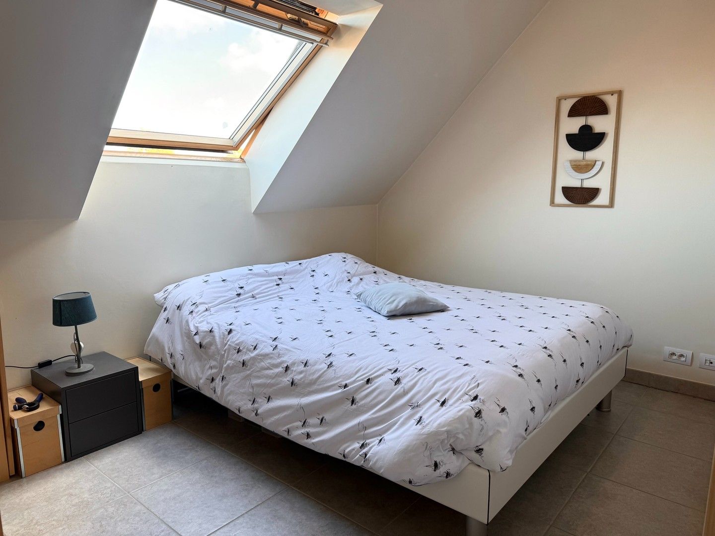 Ruim 3-slaapkamer appartement te Nieuwpoort-stad. foto 8