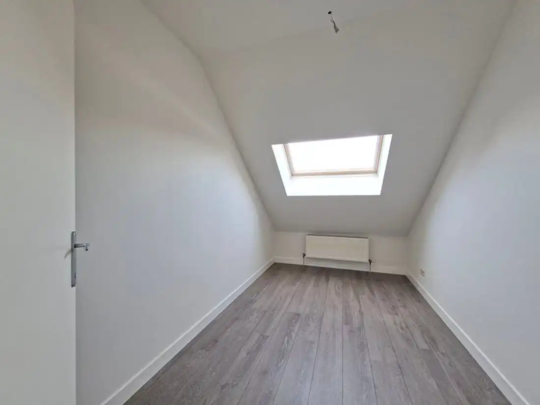 Knus dakappartement met twee slaapkamers foto 13