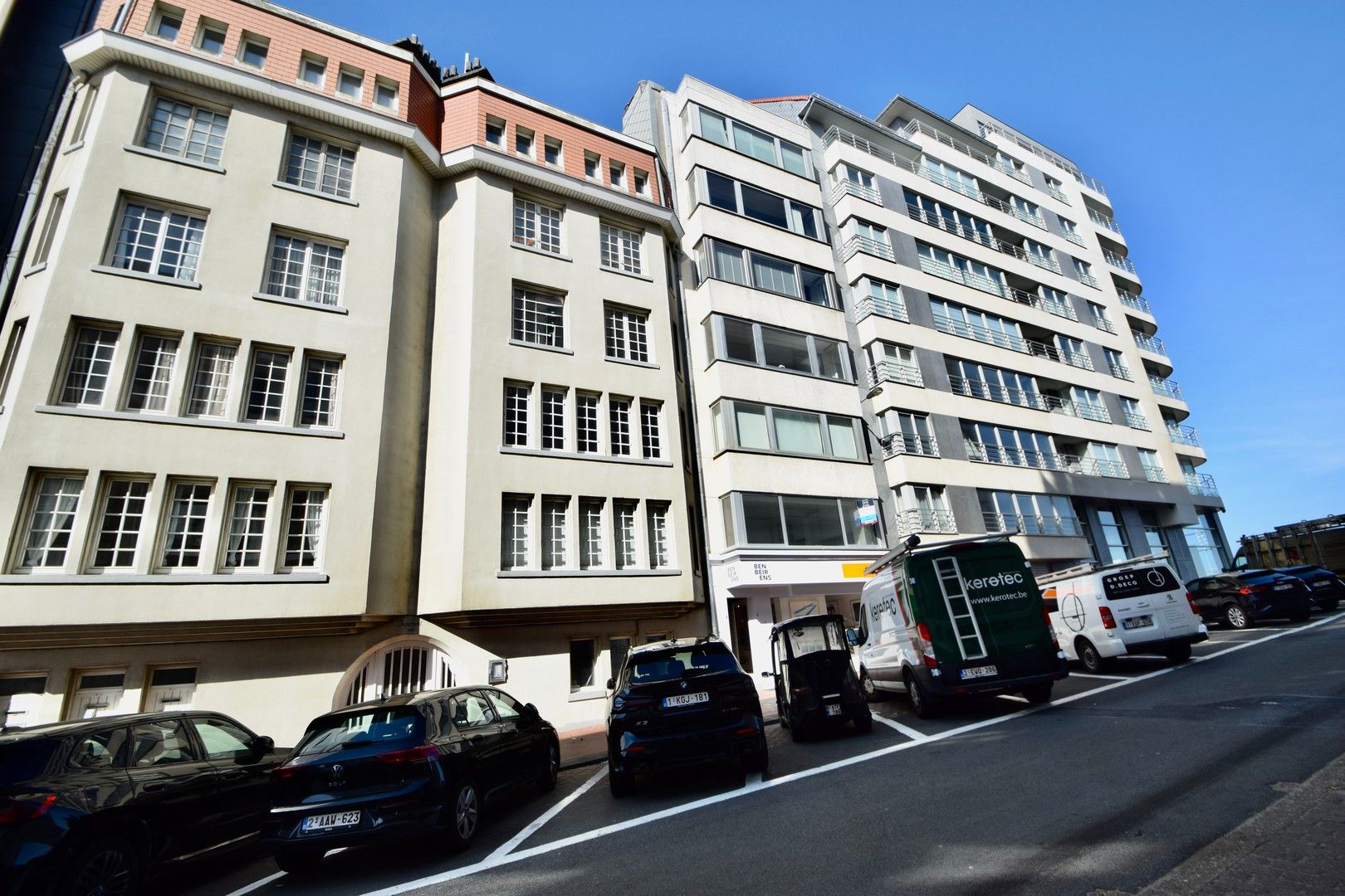 Instapklaar appartement met zijdelings zeezicht gelegen vlakbij de zee. foto 16