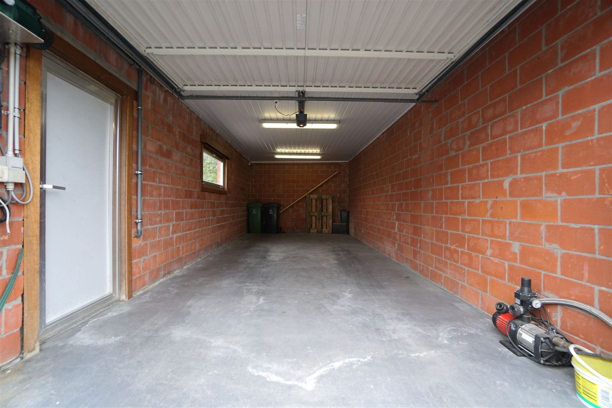 Duplex appartement met 2 slaapkamers en garage op uitstekende locatie foto 17