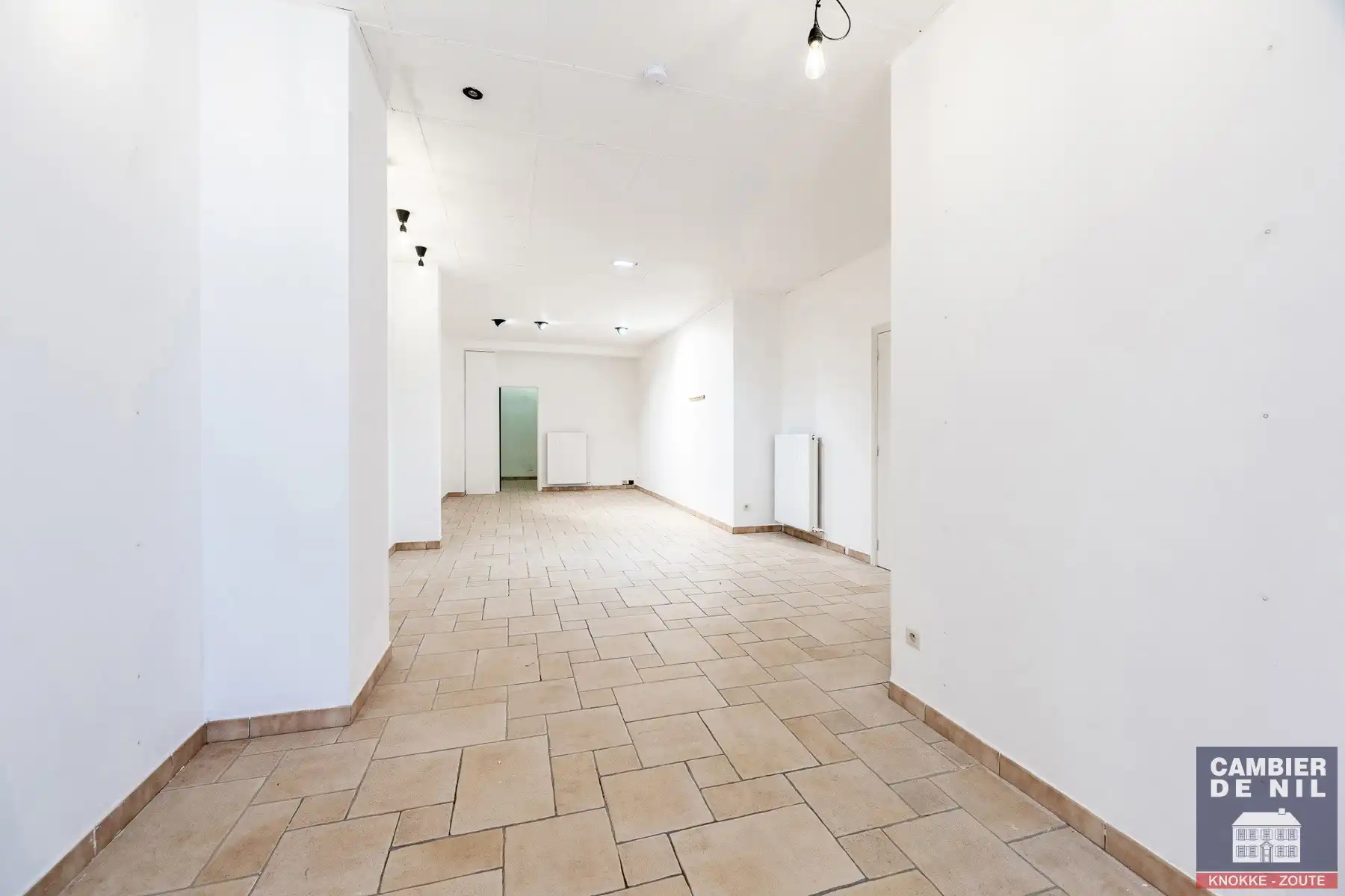 Ideaal gelegen handelspand gelegen aan het Rubensplein foto 6