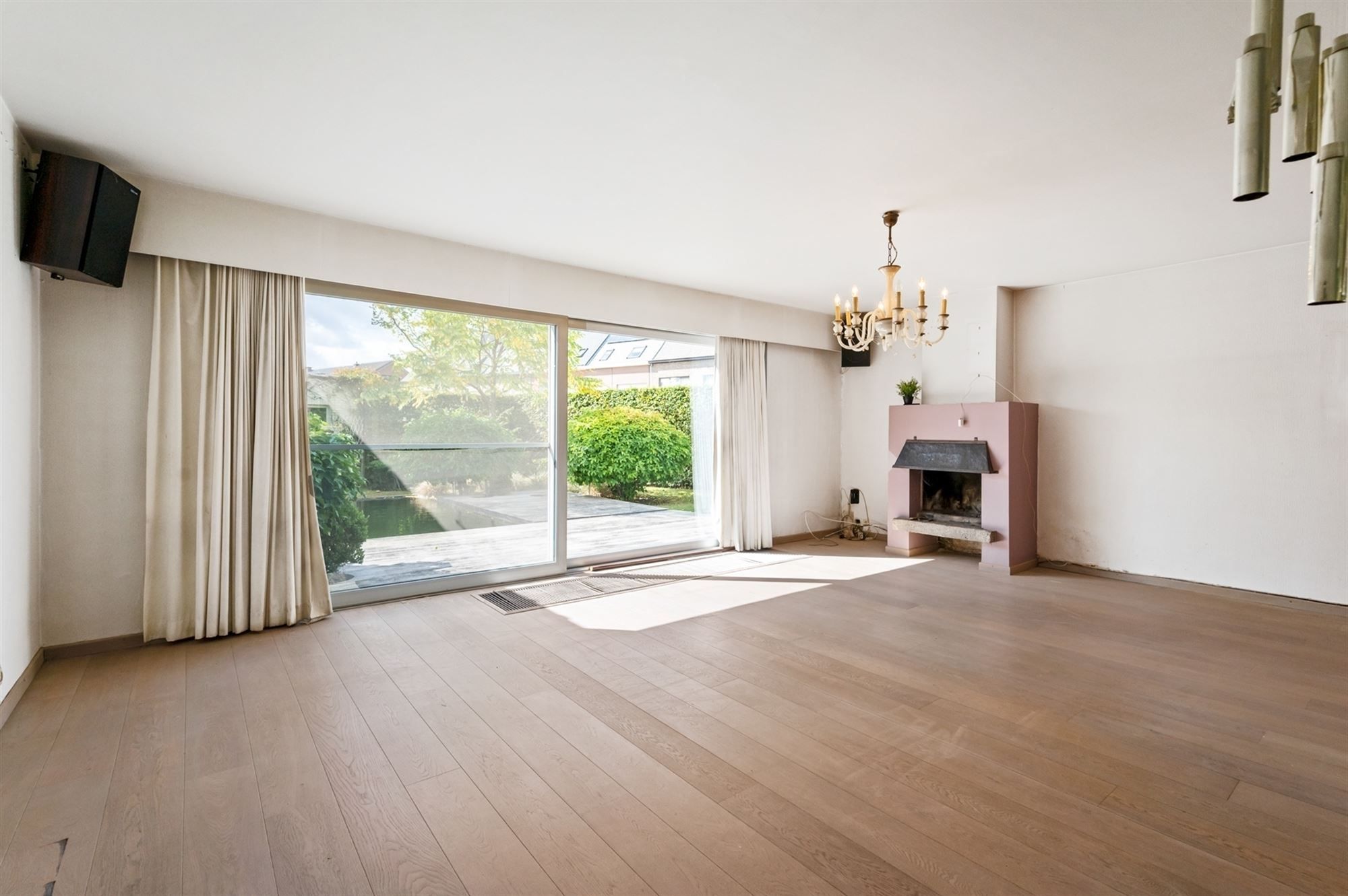 Recent gemoderniseerde woning te Duffel foto 3