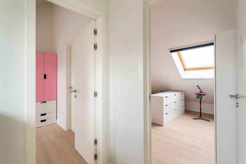 Prachtige instapklare woning met zee van ruimte, ruime tuin!!! foto 30