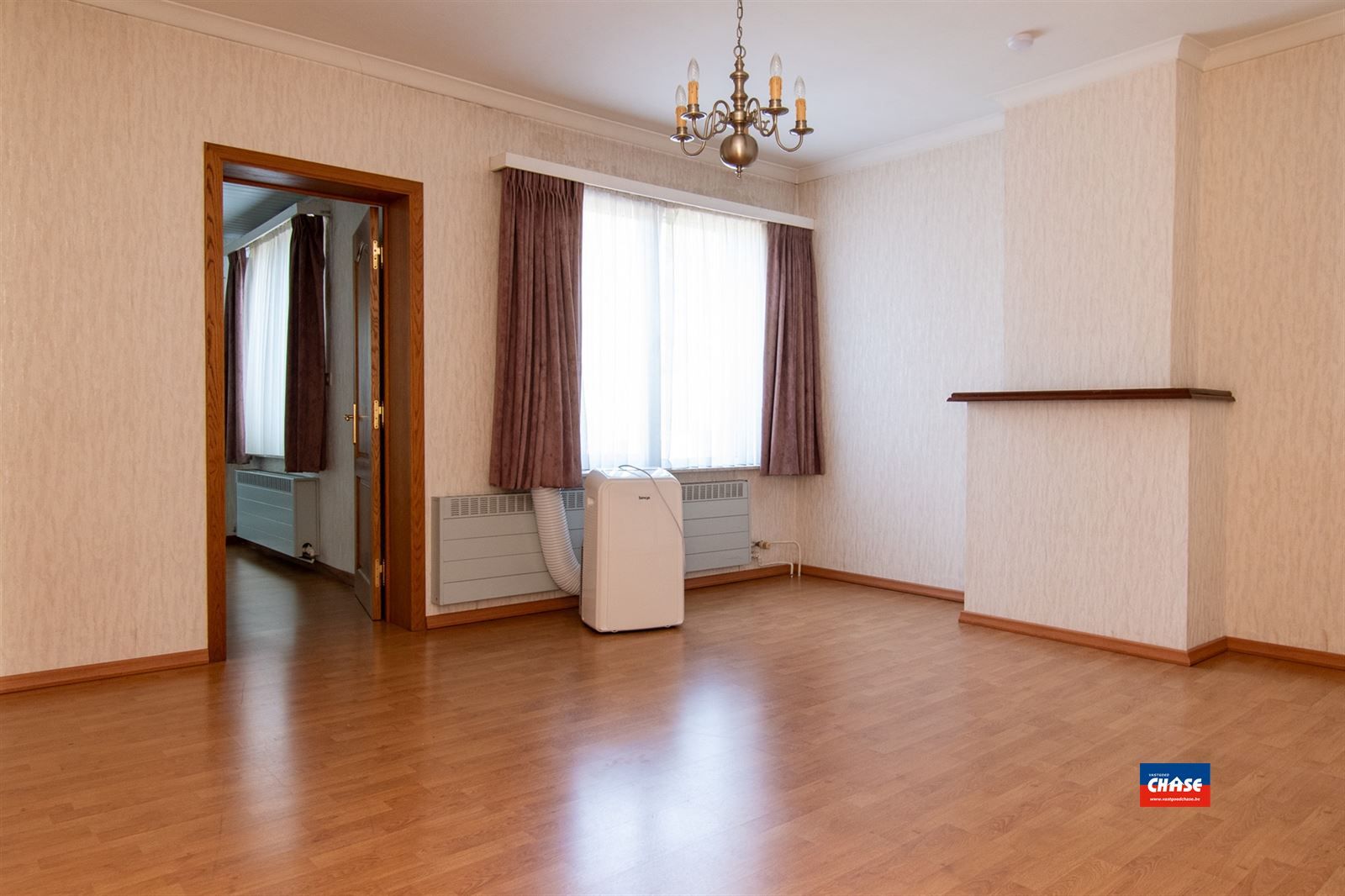 Rijwoning met 2 slpks, zolder en tuin foto 12