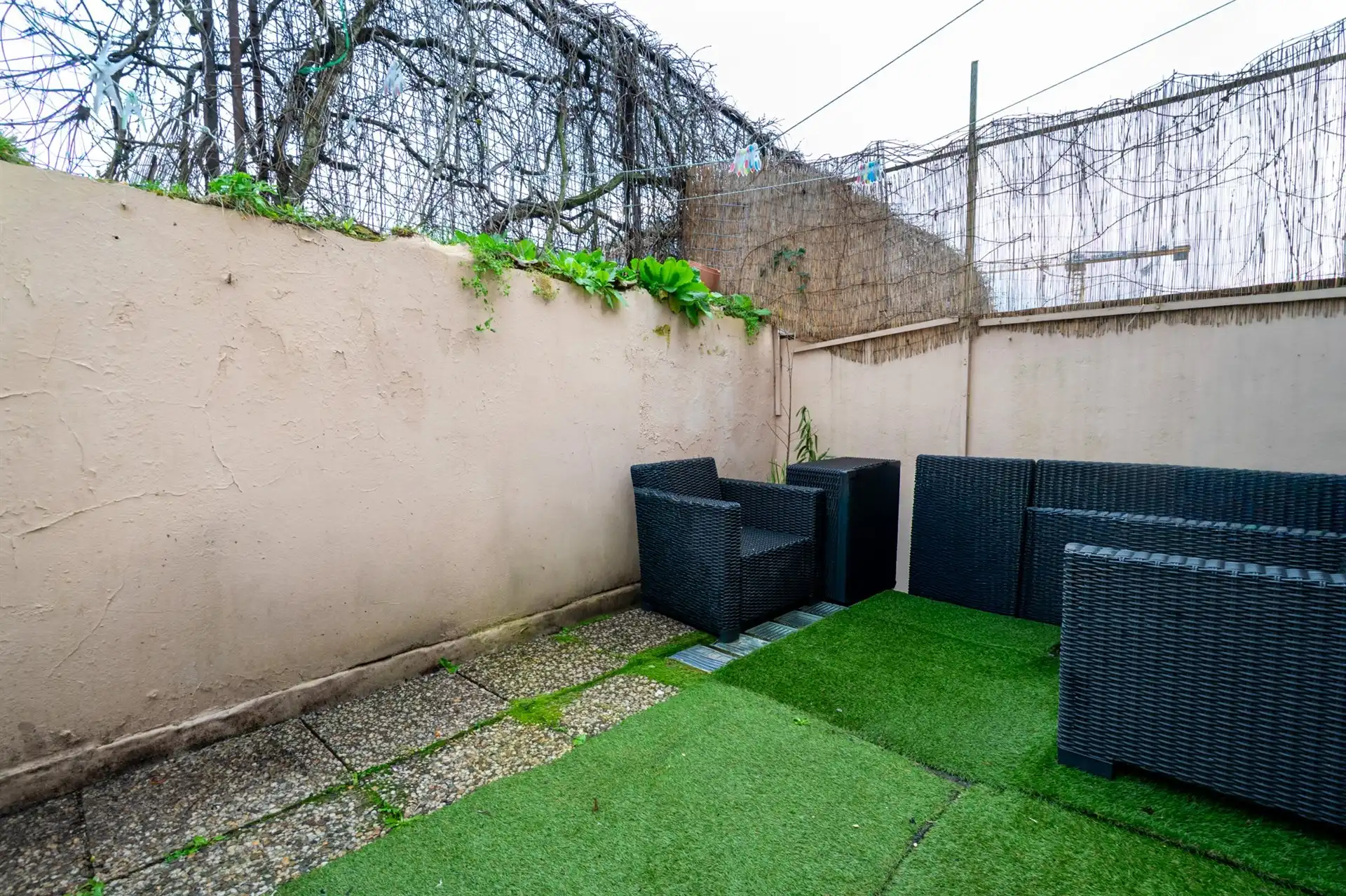 Te renoveren bel-etage in centrum Sint-Niklaas foto 9