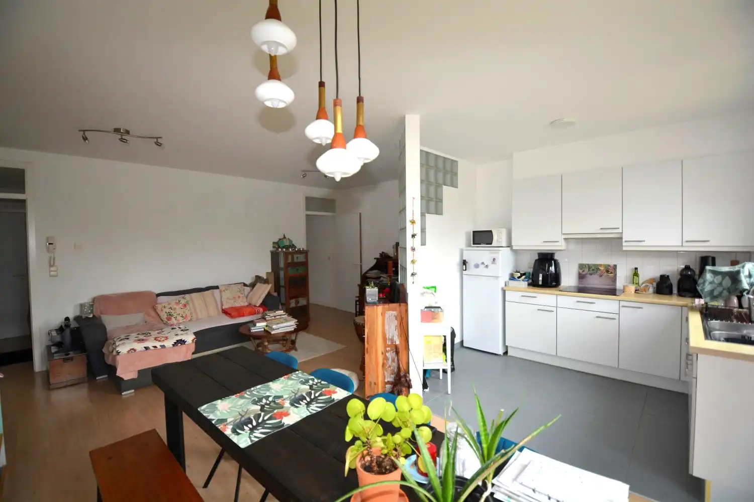 GELIJKVLOERS APPARTEMENT MET 1 SLK EN TUIN! foto 2