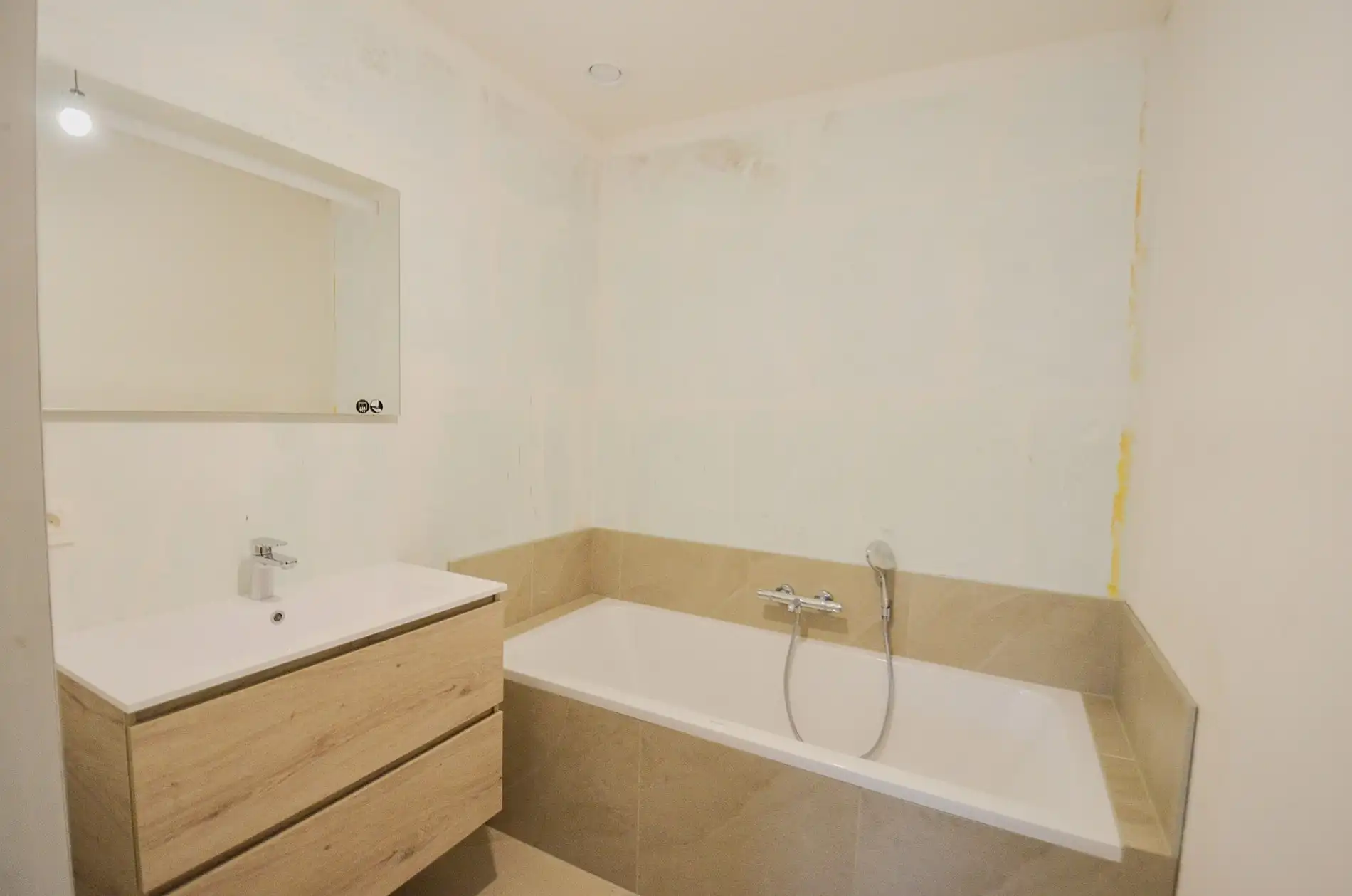 Nieuwbouw BEN-woning(bijna energie neutrale woning) in een autovrije, groene omgeving. foto 14