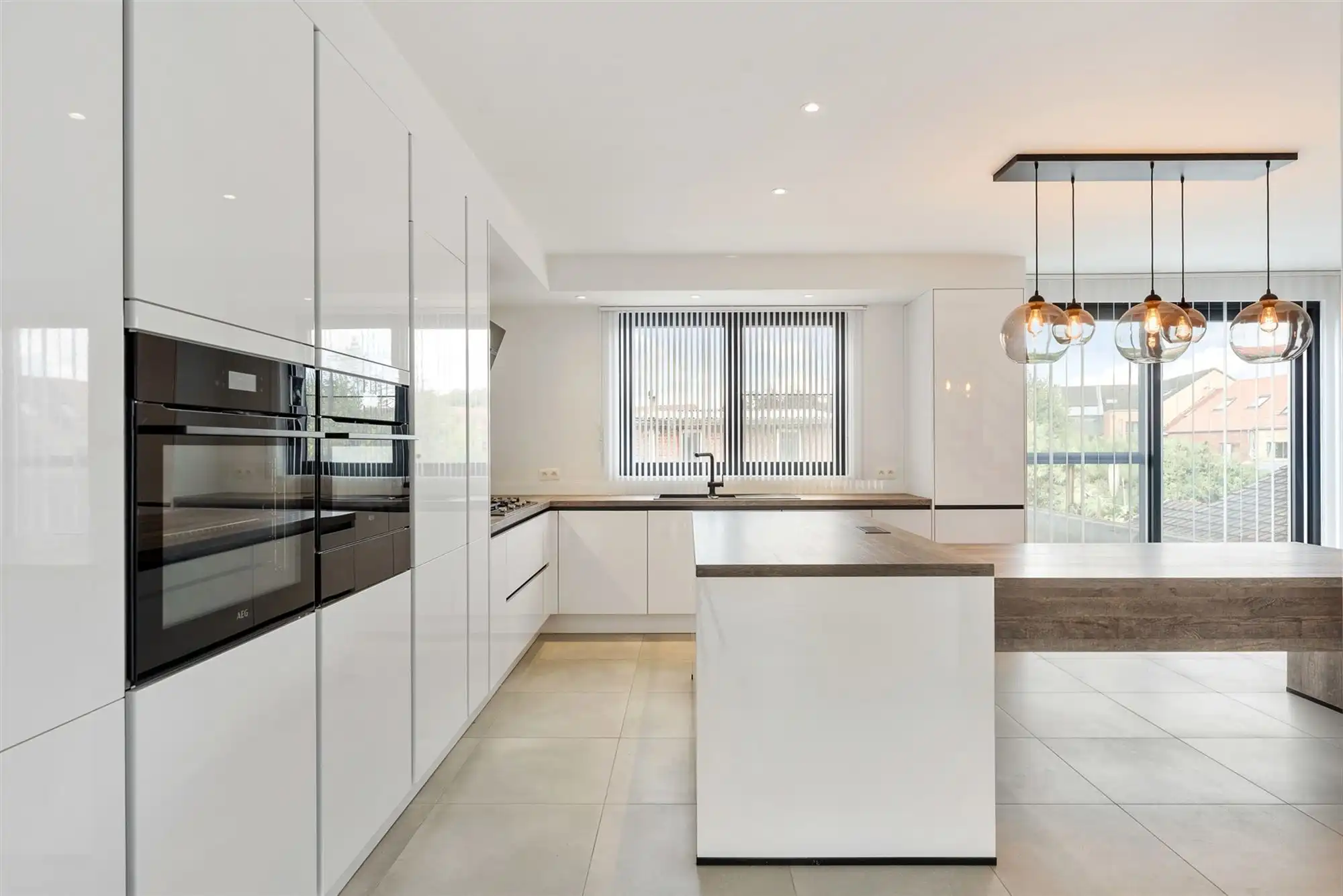 RECENT GERENOVEERDE WONING (175M²) MET HOBBY-/WERKRUIMTE VAN 212M² IN HASSELT CENTRUM foto 10