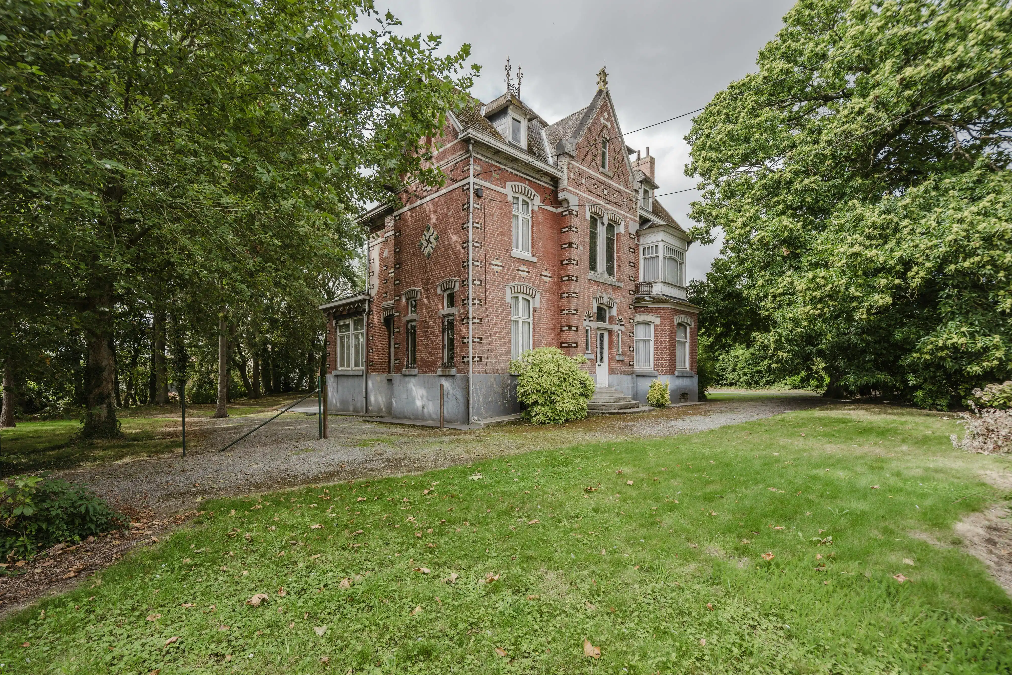 Karaktervol landhuis te koop in Anzegem foto 6