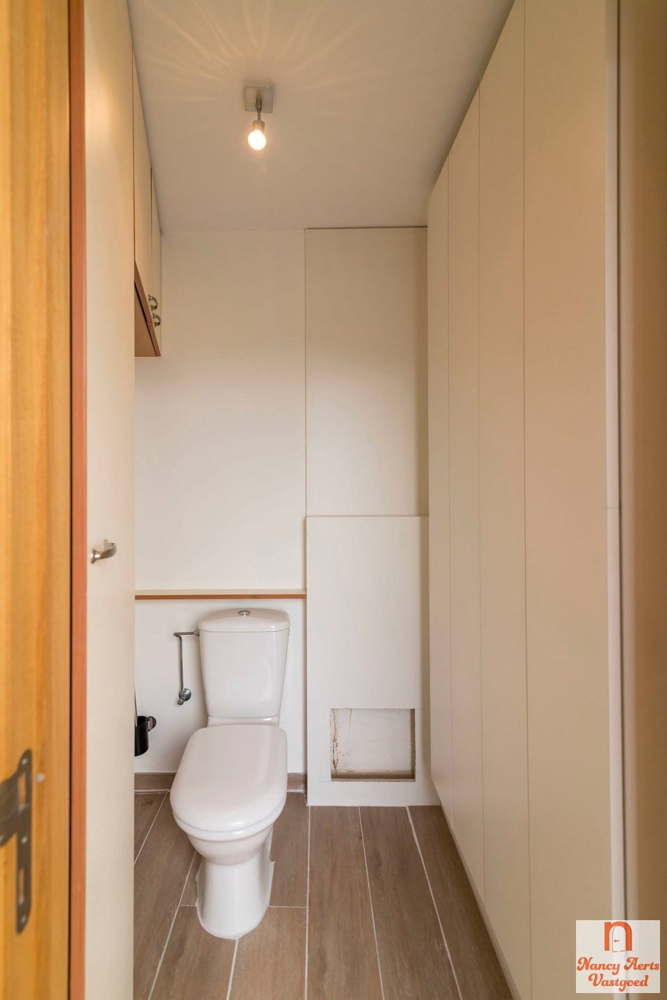 Lichtrijk duplexappartement met grote kelder en mega terras foto 34