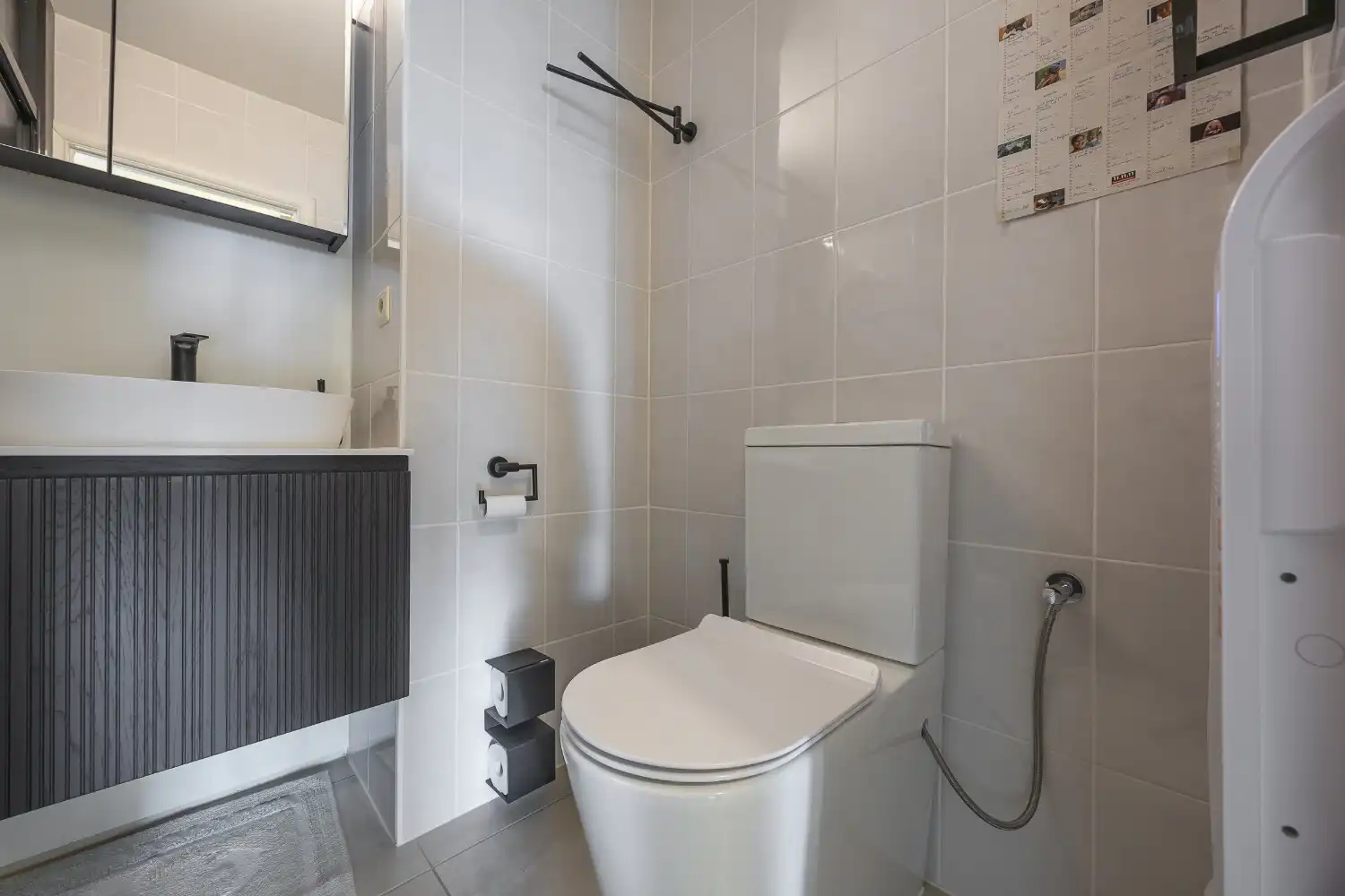 Instapklaar 2-slaapkamerappartement met zonnig terras en open zicht foto 15