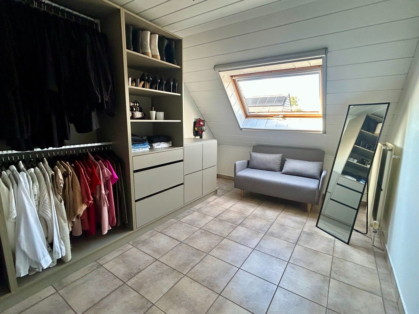 Gezellig 2-slaapkamerappartement te huur in Lichtaart! foto 8