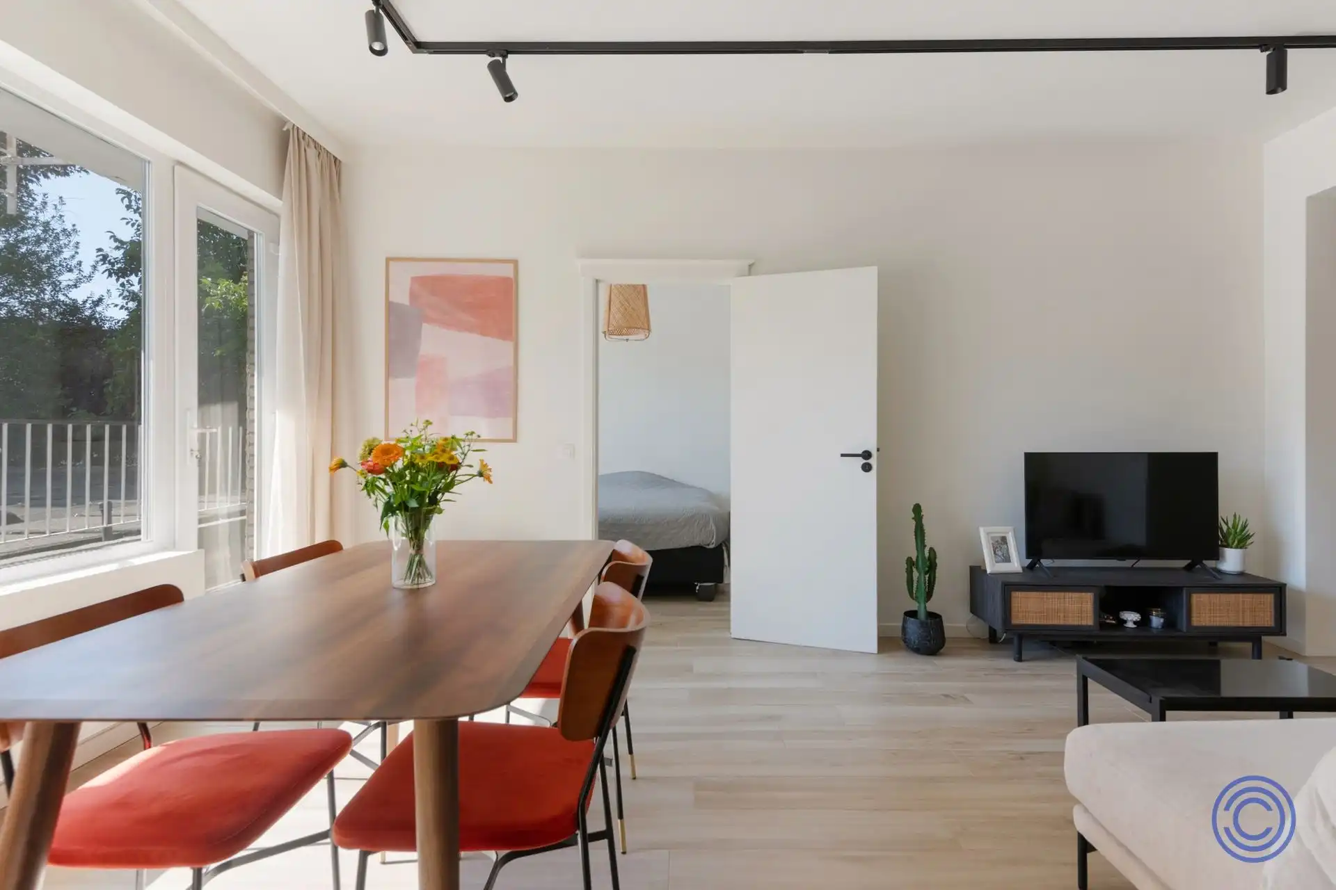 Cosy appartement met groot, zonnig terras middenin de stad! foto 10