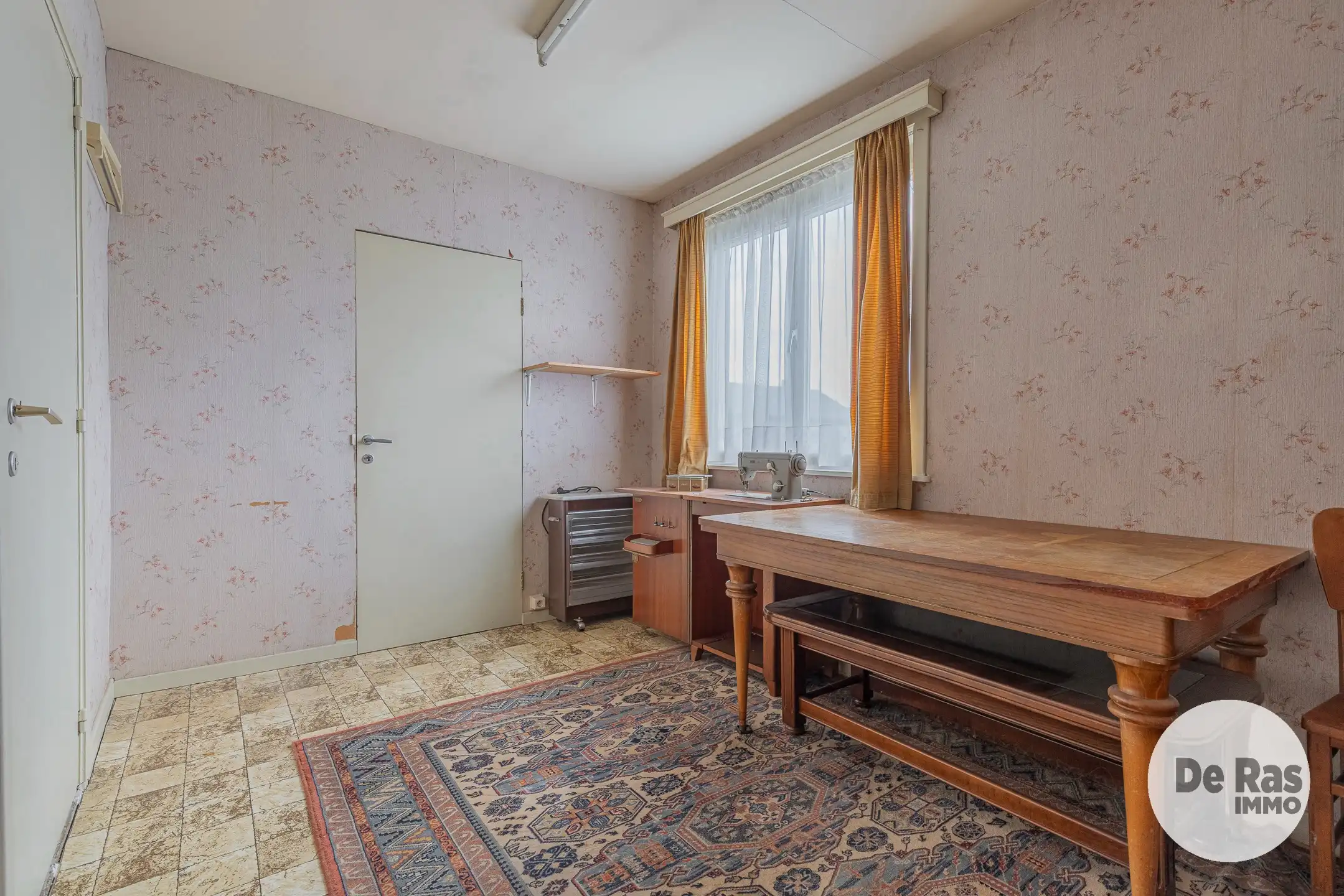 SCHELLEBELLE- Te renoveren woning in een rustige verkaveling foto 23
