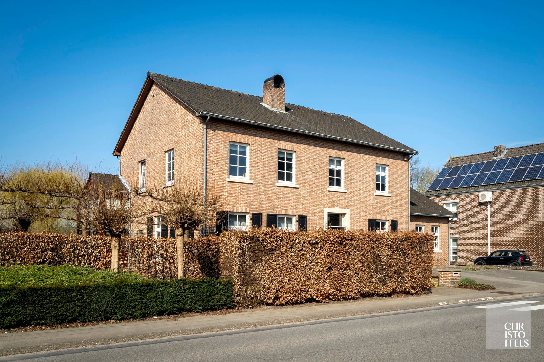 Riante vrijstaande woning mét praktijkruimte in het centrum van Opgrimbie!  foto 19