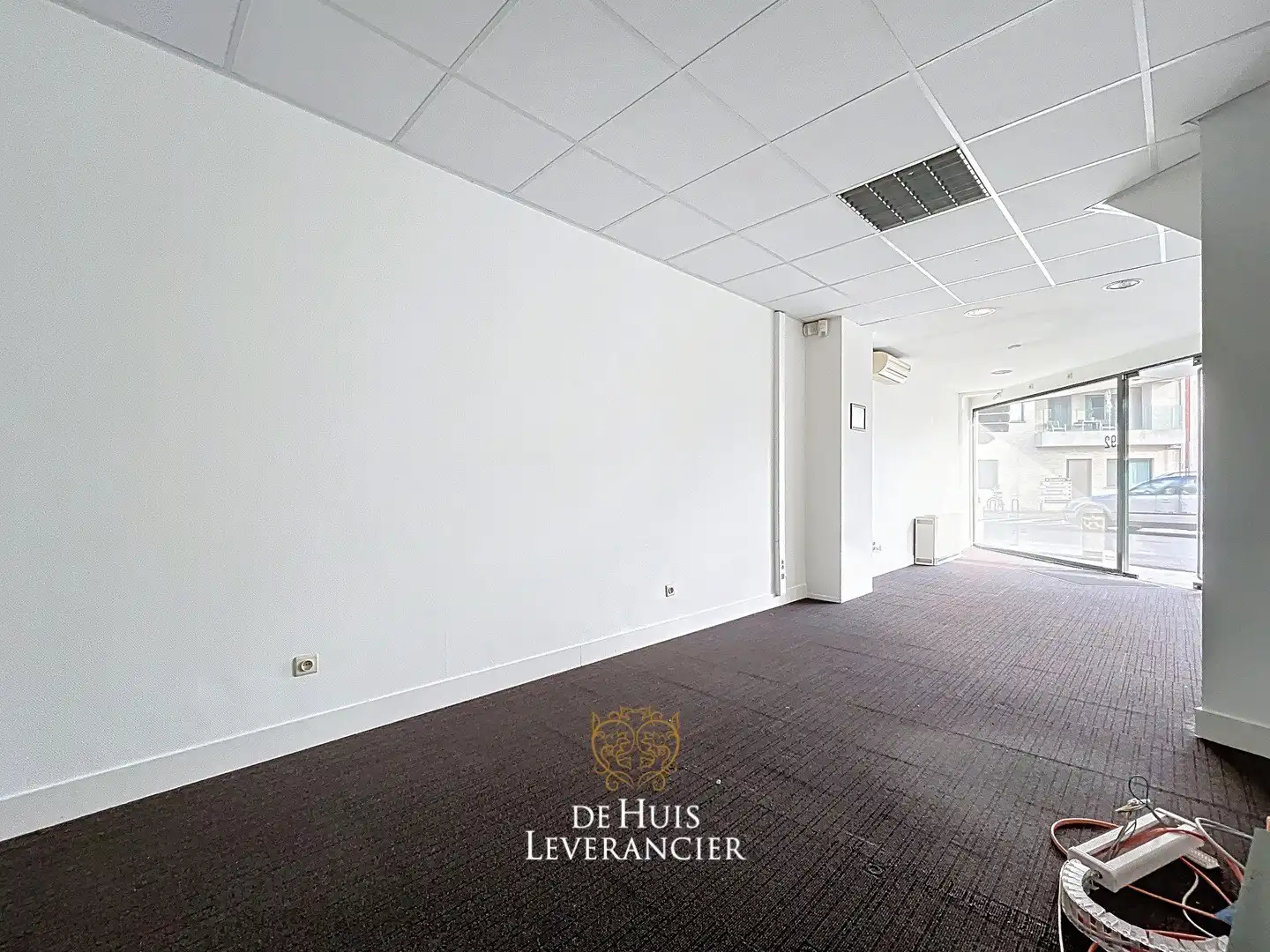 Kantoor op topligging met bovenliggend duplex-appartement (aparte ingang) foto 12