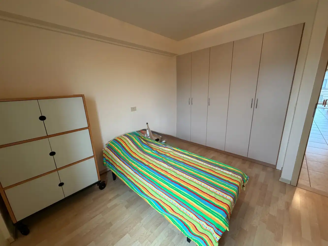 Instapklaar appartement met groot terras en twee slaapkamers. Garage bij te huren in hetzelfde gebouw. foto 18