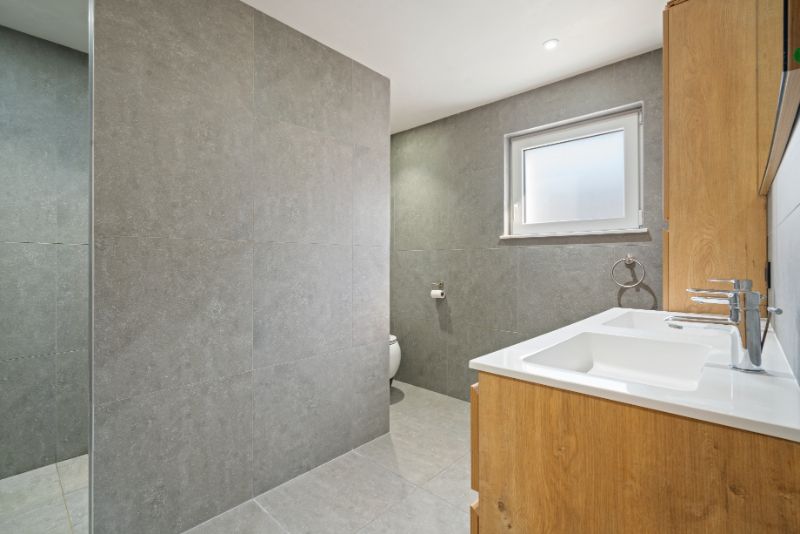 Hedendaagse - instapklare - zeer netjes onderhouden woning! foto 11
