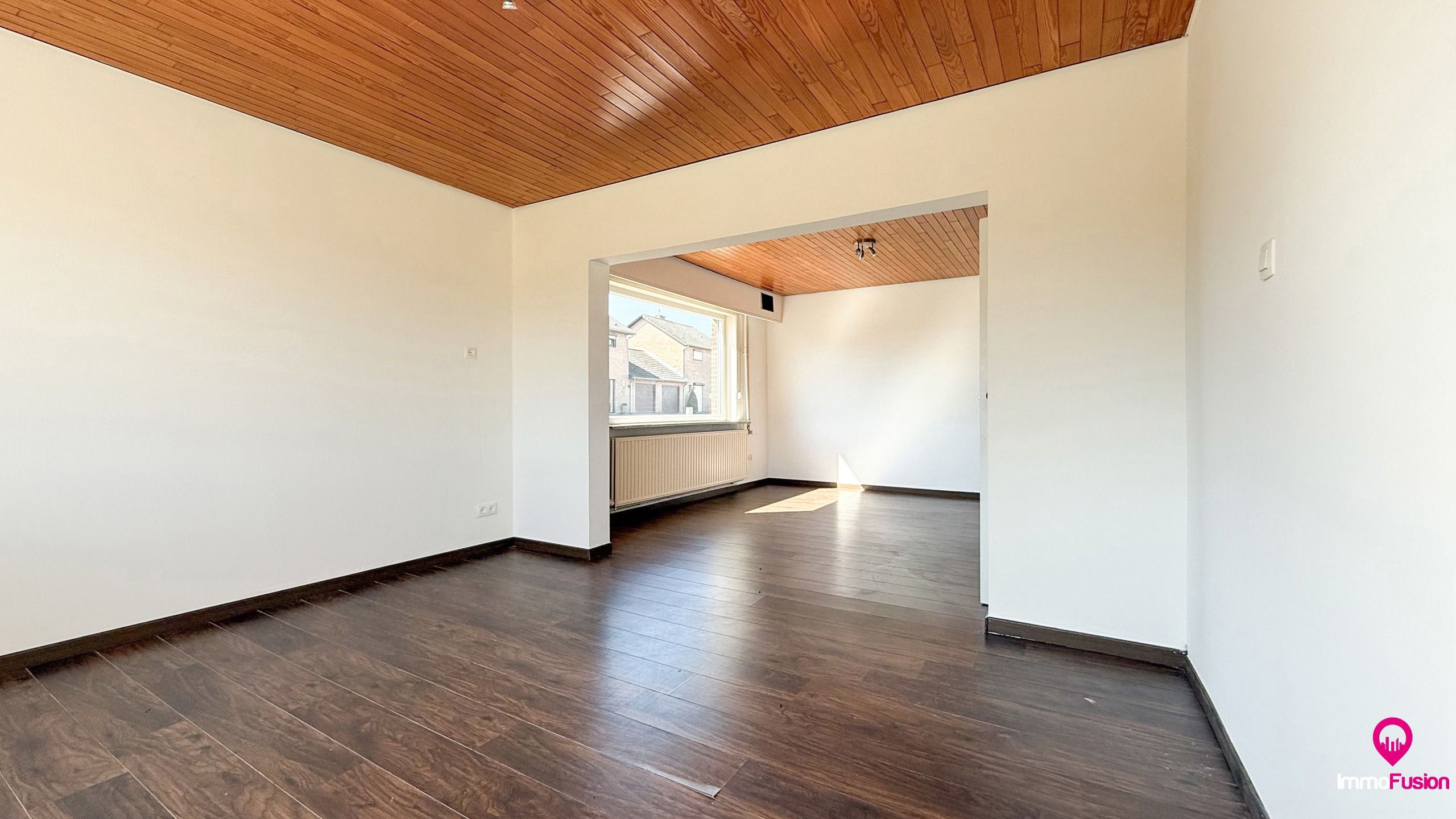 Charmante woning met 3 slaapkamers en ruime tuin! foto 5